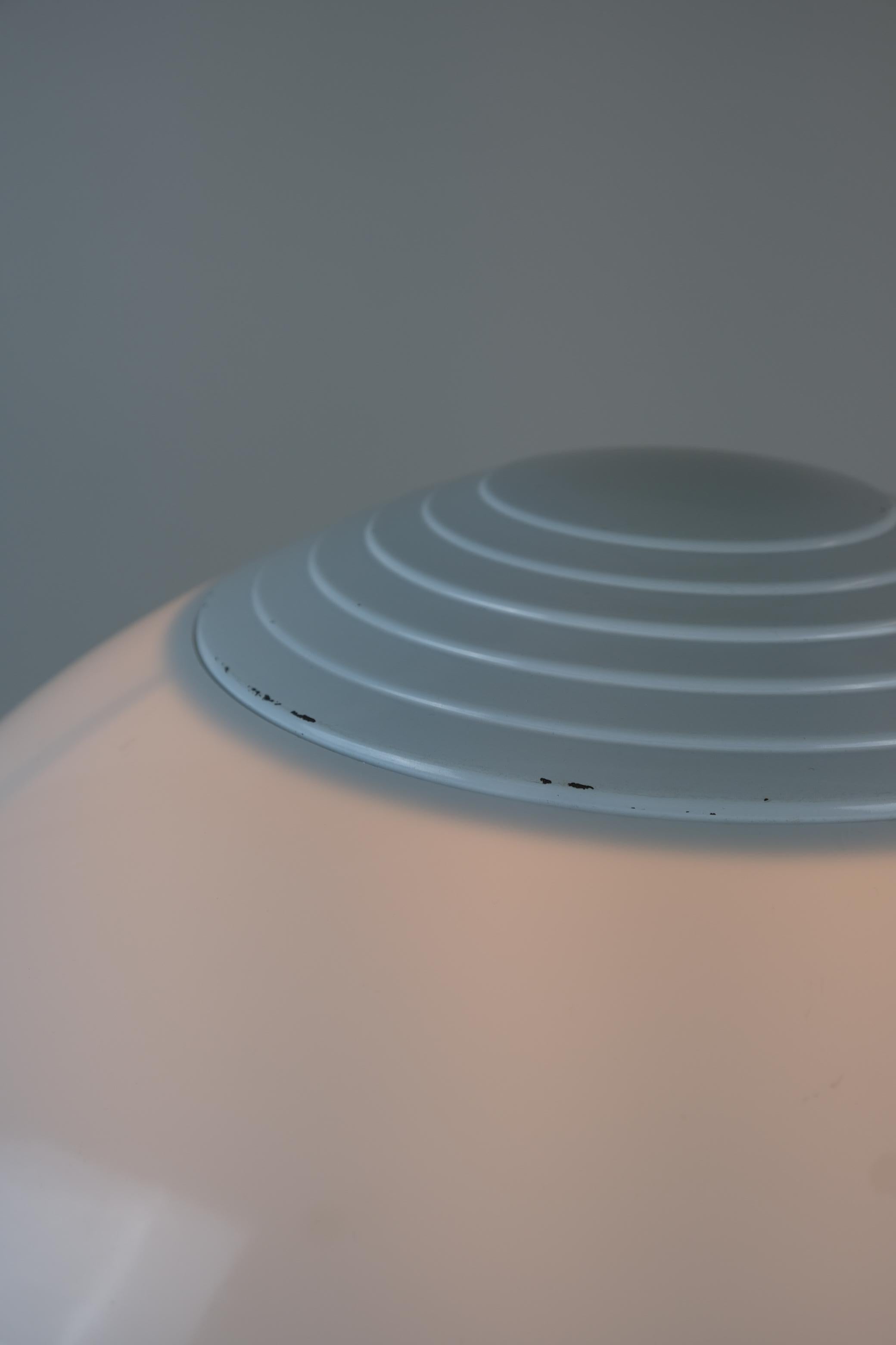 Finlandese Lampada da tavolo Heikki Turunen Serie Effetto Bianco Modello 940-404, Orno anni '80, Finlandia in vendita