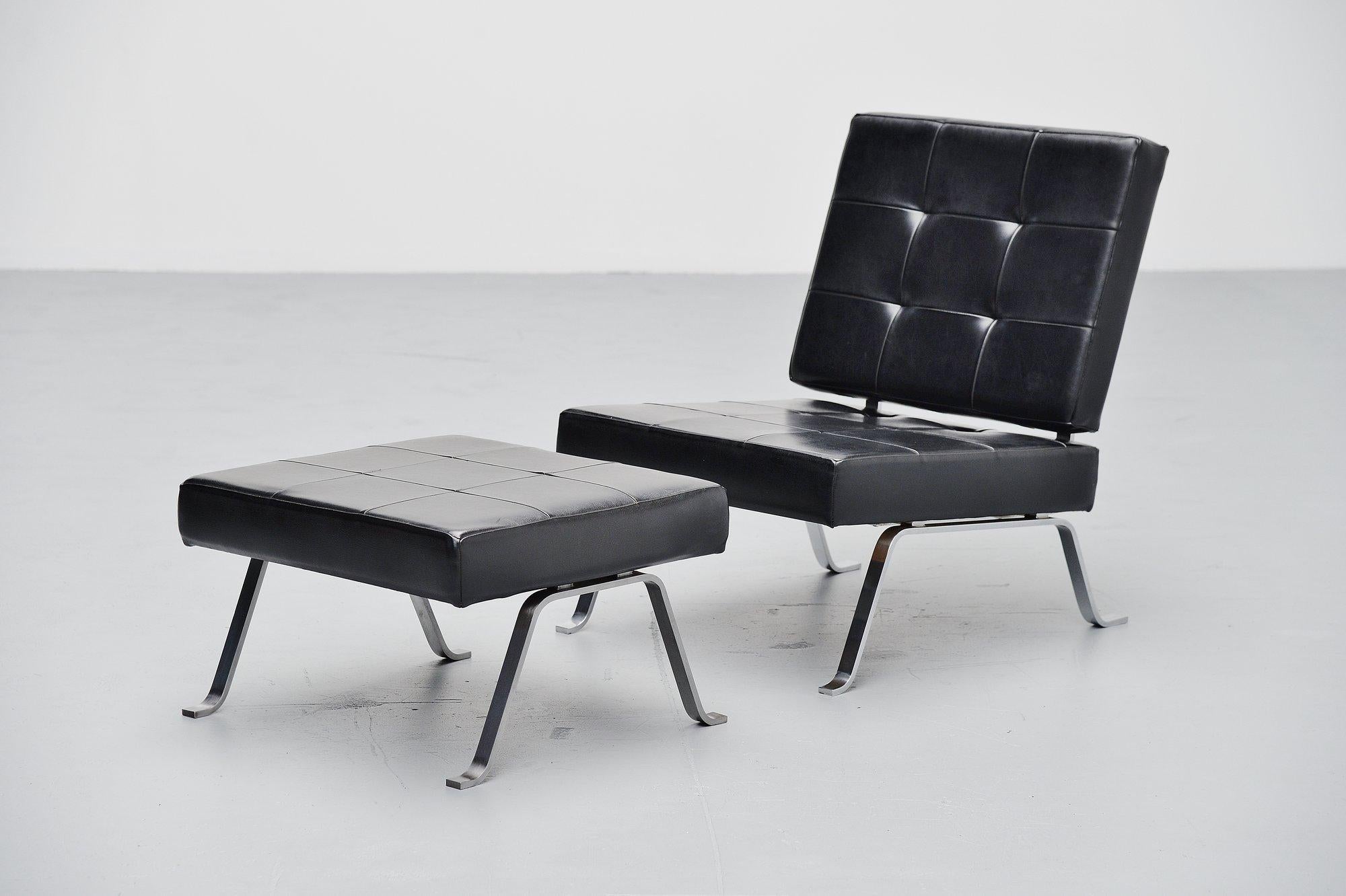 Very nice lounge chair and ottoman model AP60 designed by Hein Salomonson for AP Original (Polak), Holland 1960. This lounge chair set has solid brushed steel legs and black faux leather. It’s a combination of the Barcelona chair by Ludwig Mies van