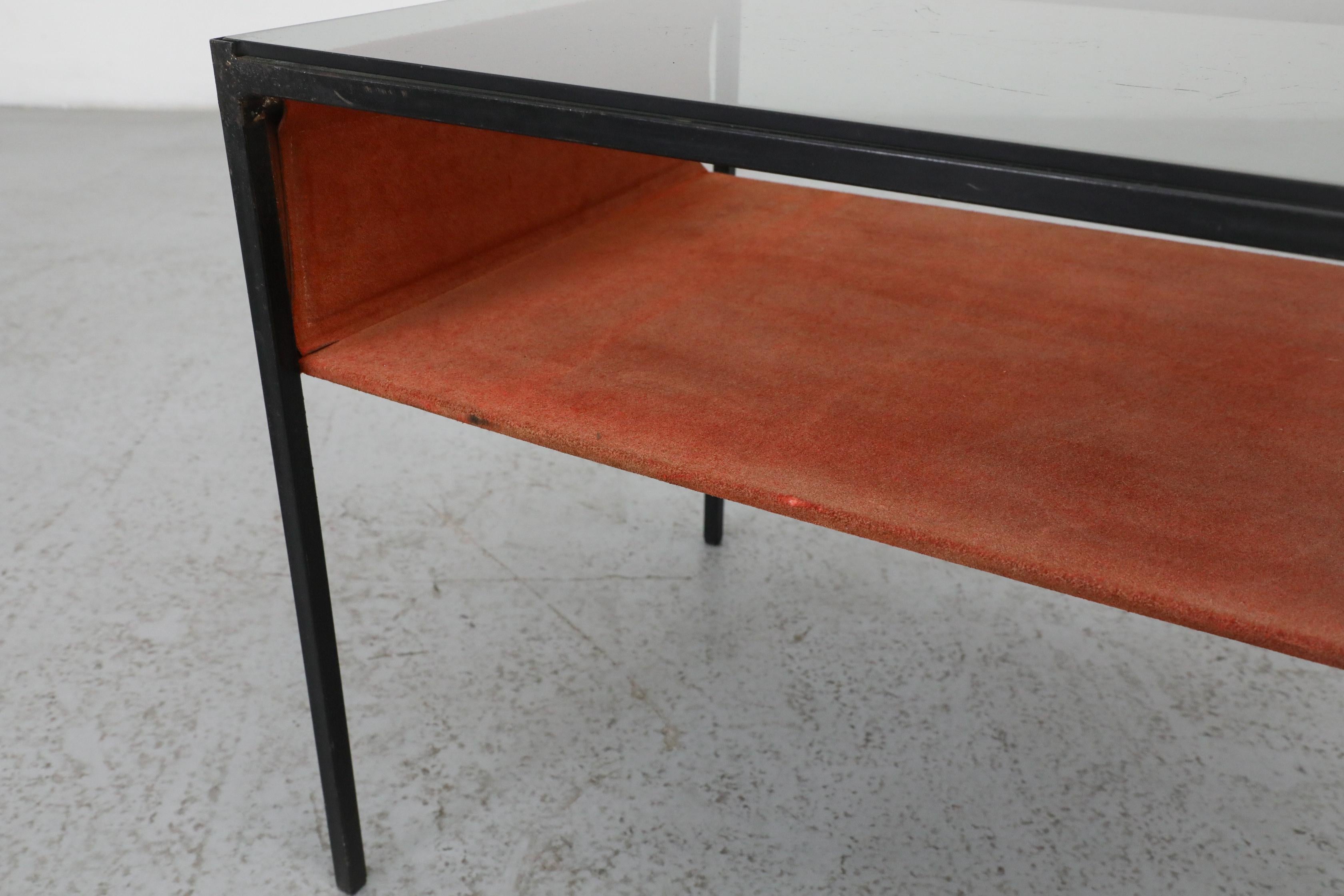 Hein Salomonson Table d'appoint du milieu du siècle avec verre fumé et daim pour AP Originals en vente 3