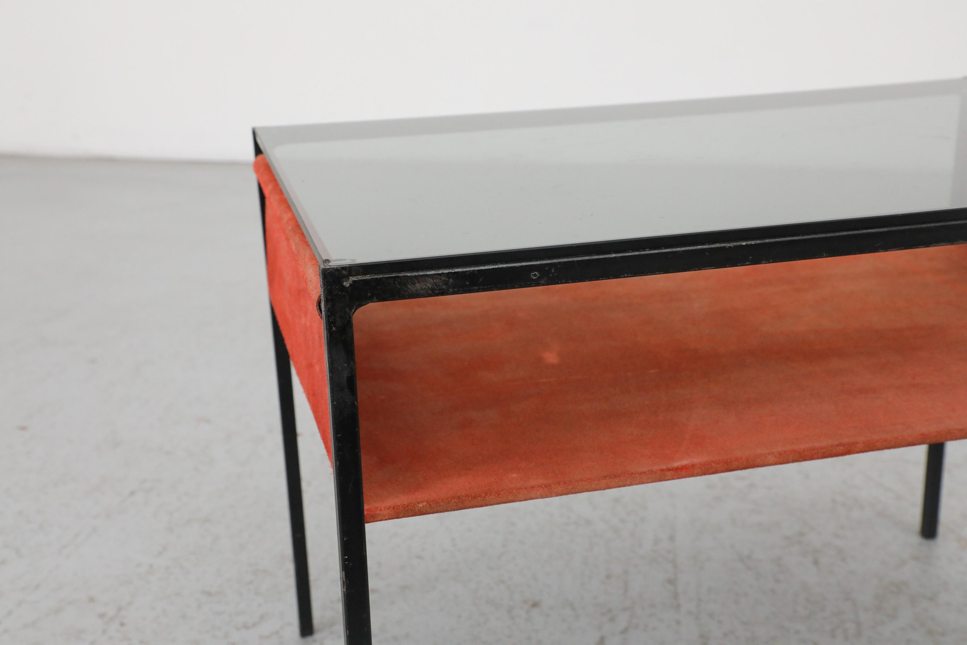 Hein Salomonson Table d'appoint du milieu du siècle avec verre fumé et daim pour AP Originals en vente 10