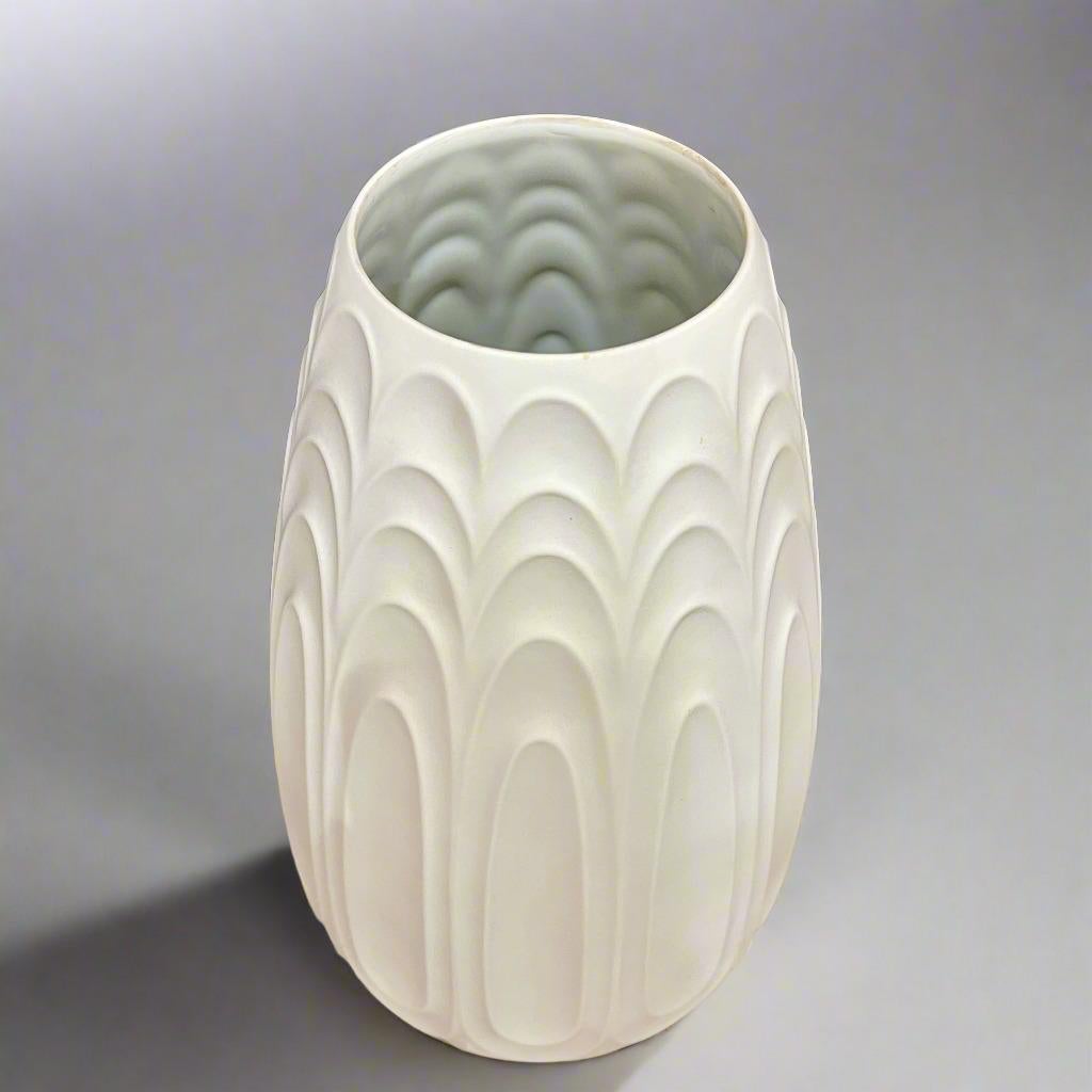 Porcellana Vaso in porcellana di bisquit Heinrich Germania 1960 in vendita