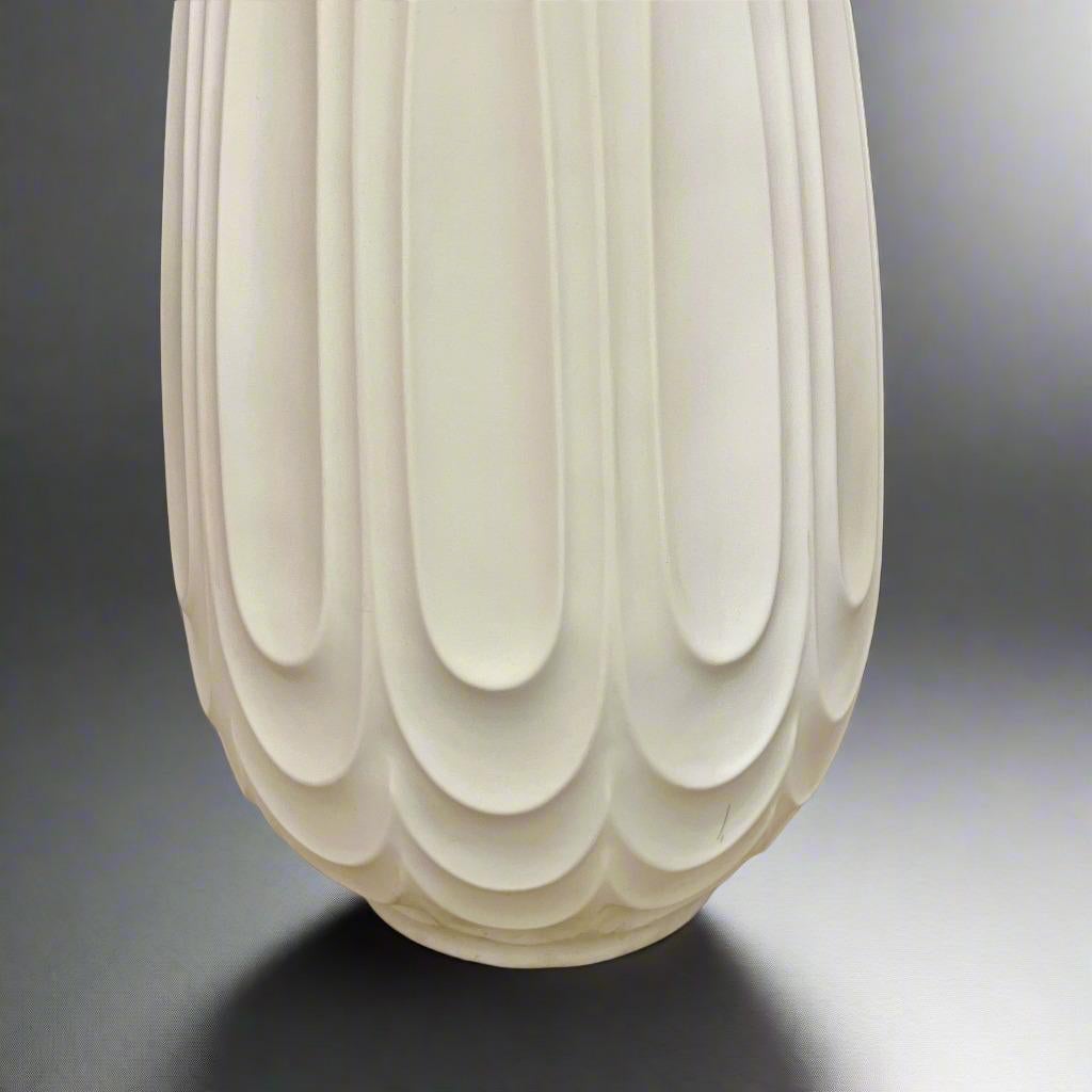 Vaso in porcellana di bisquit Heinrich Germania 1960 in vendita 1