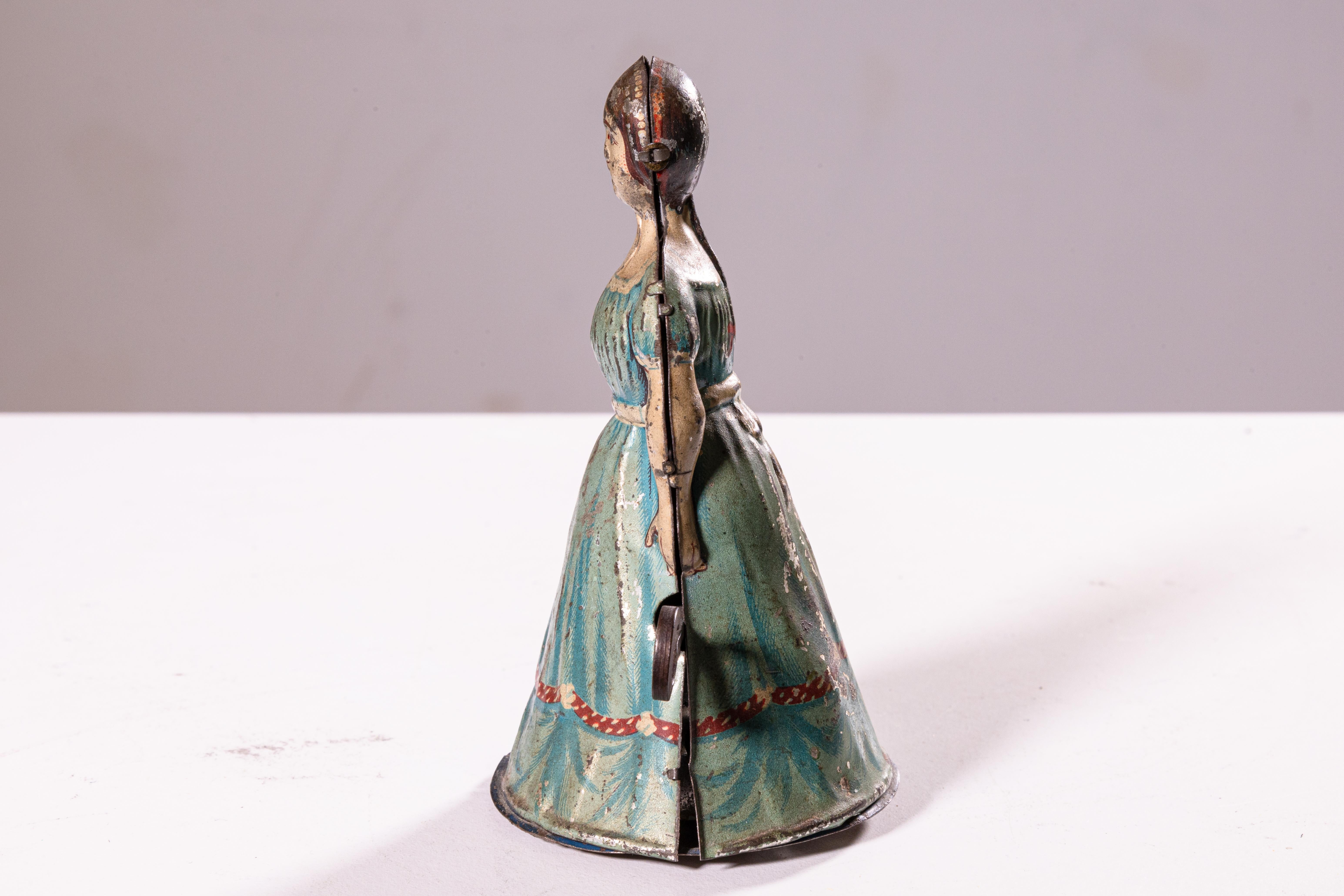 German Heinrich Fisher & Co Woman in Apron Antique Windup Tin Toy Collectables 1920s For Sale