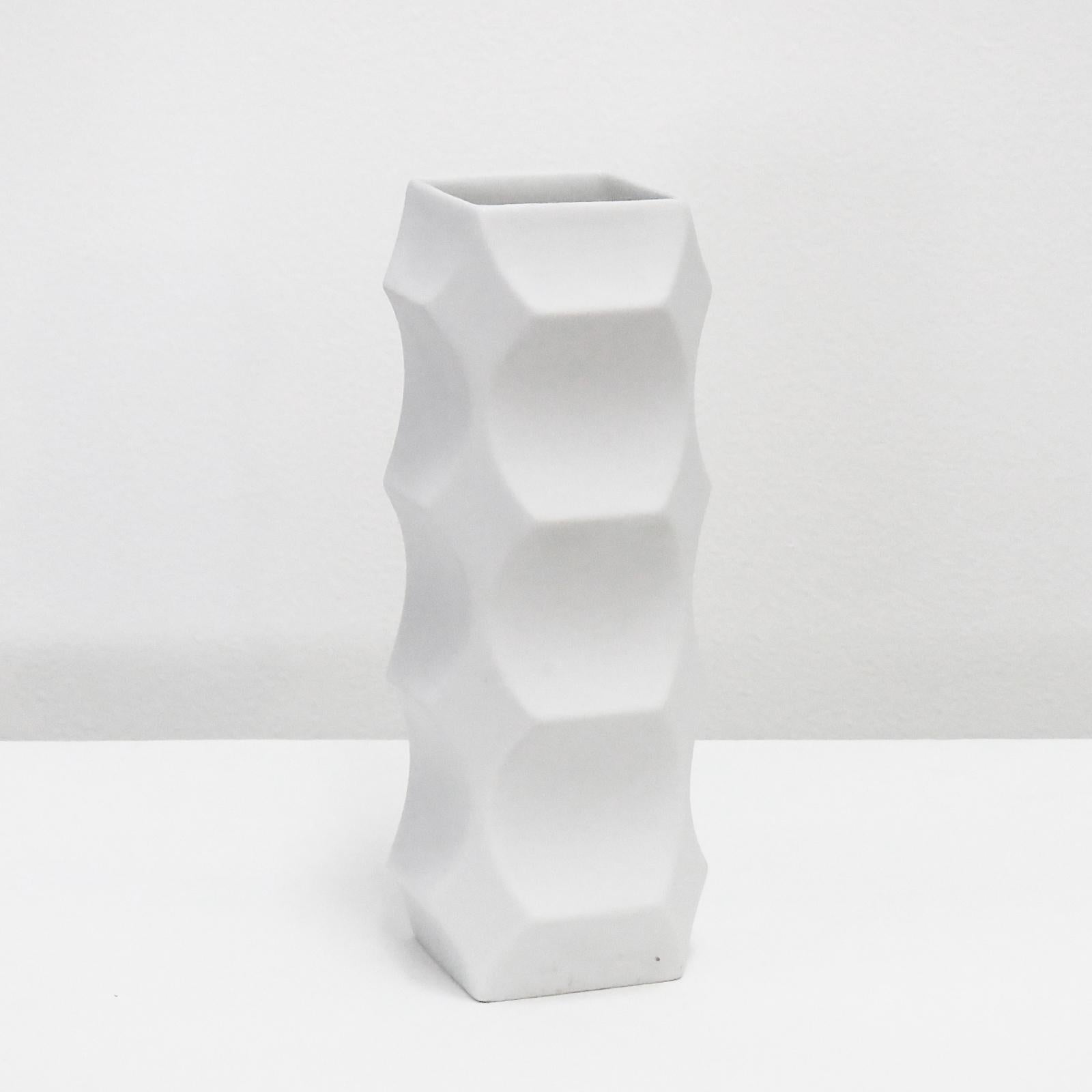 Sculptural porcelain vase by Heinrich Fuchs for Hutschenreuther, released between 1968 and 1970, model 6142, matte exterior, gloss interior, marked.