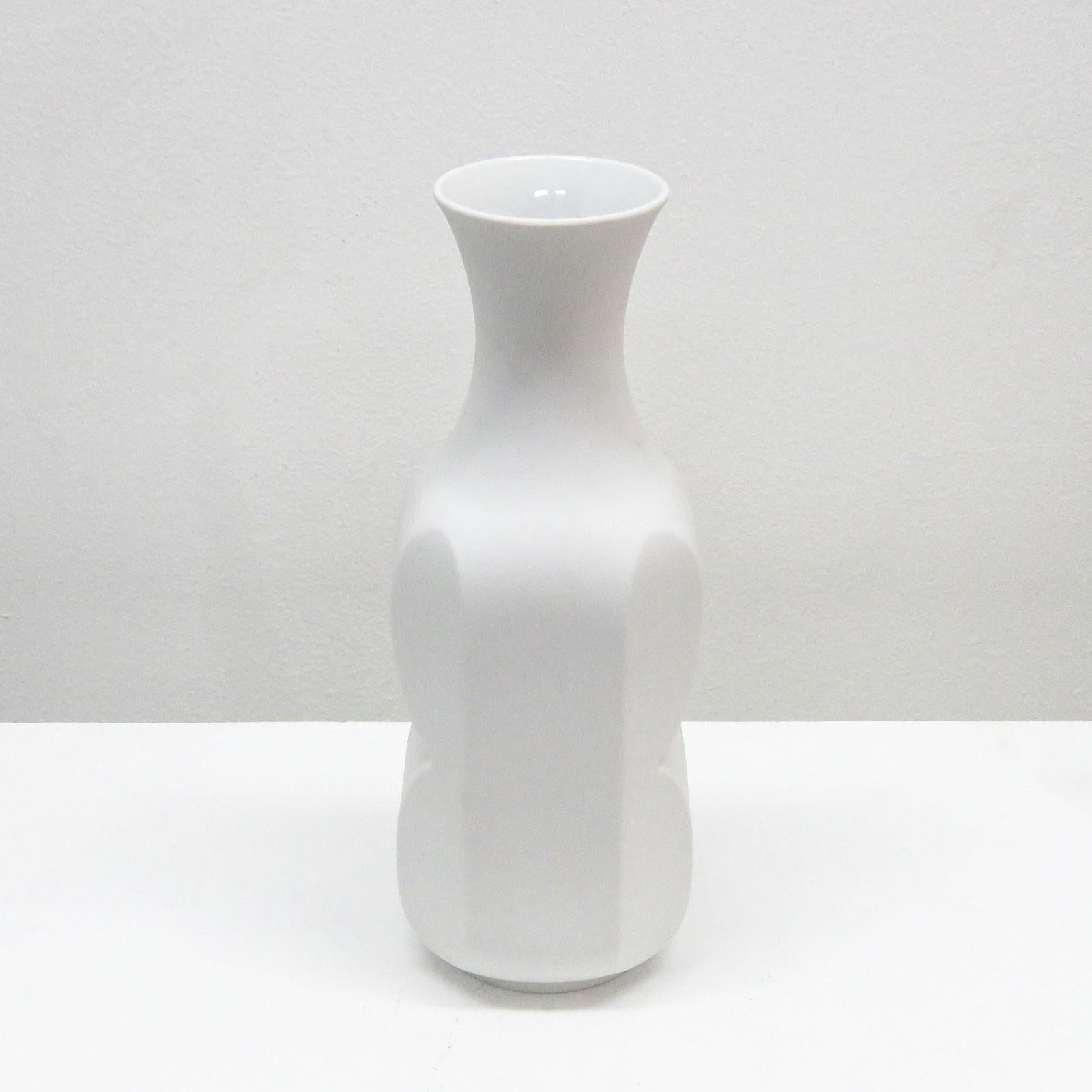 Heinrich Fuchs, Serie „Archais“, für Lorenz Hutschenreuther, 1969 im Zustand „Gut“ im Angebot in Los Angeles, CA