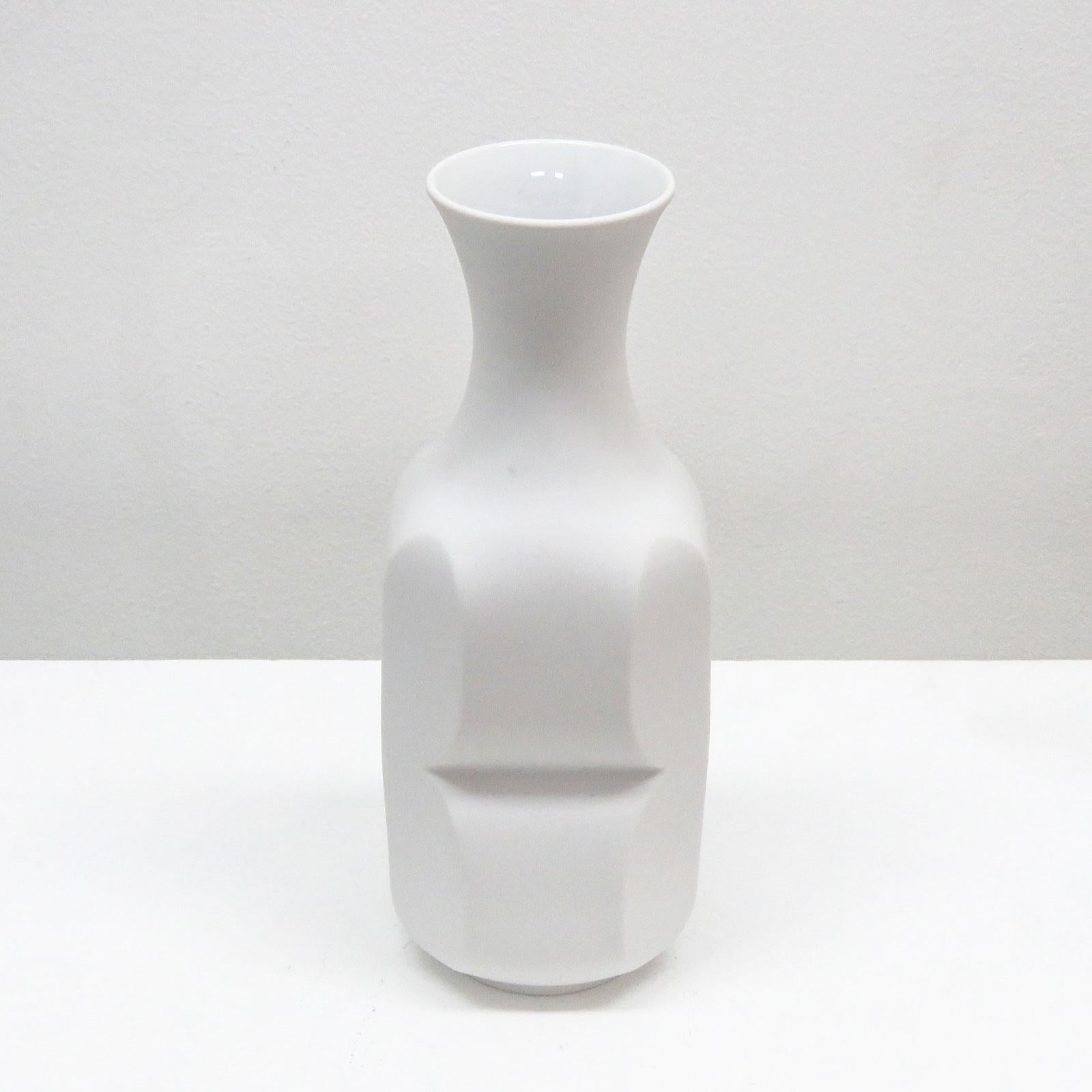 Heinrich Fuchs, Serie „Archais“, für Lorenz Hutschenreuther, 1969 (Mitte des 20. Jahrhunderts) im Angebot