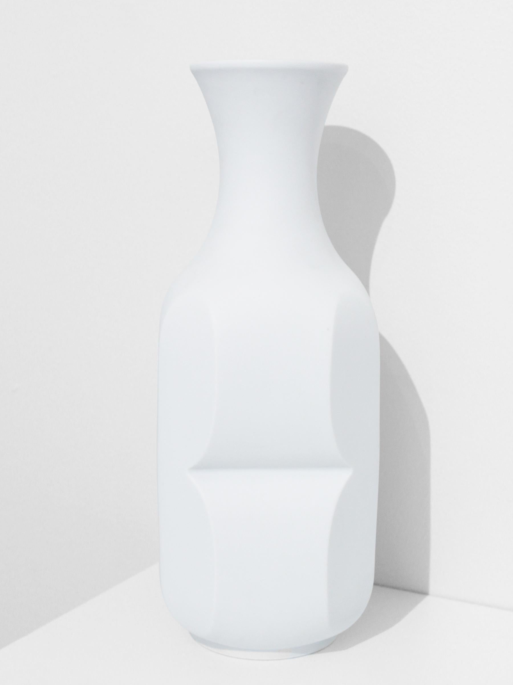 German Heinrich Fuchs for Hutschenreuther Archais Bisque OP Art Vase For Sale