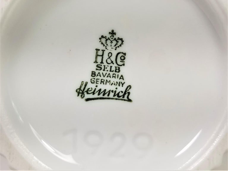 Vase White Porcelain Heinrich, H&Co Selb Bavaria, Germany  For Sale 8