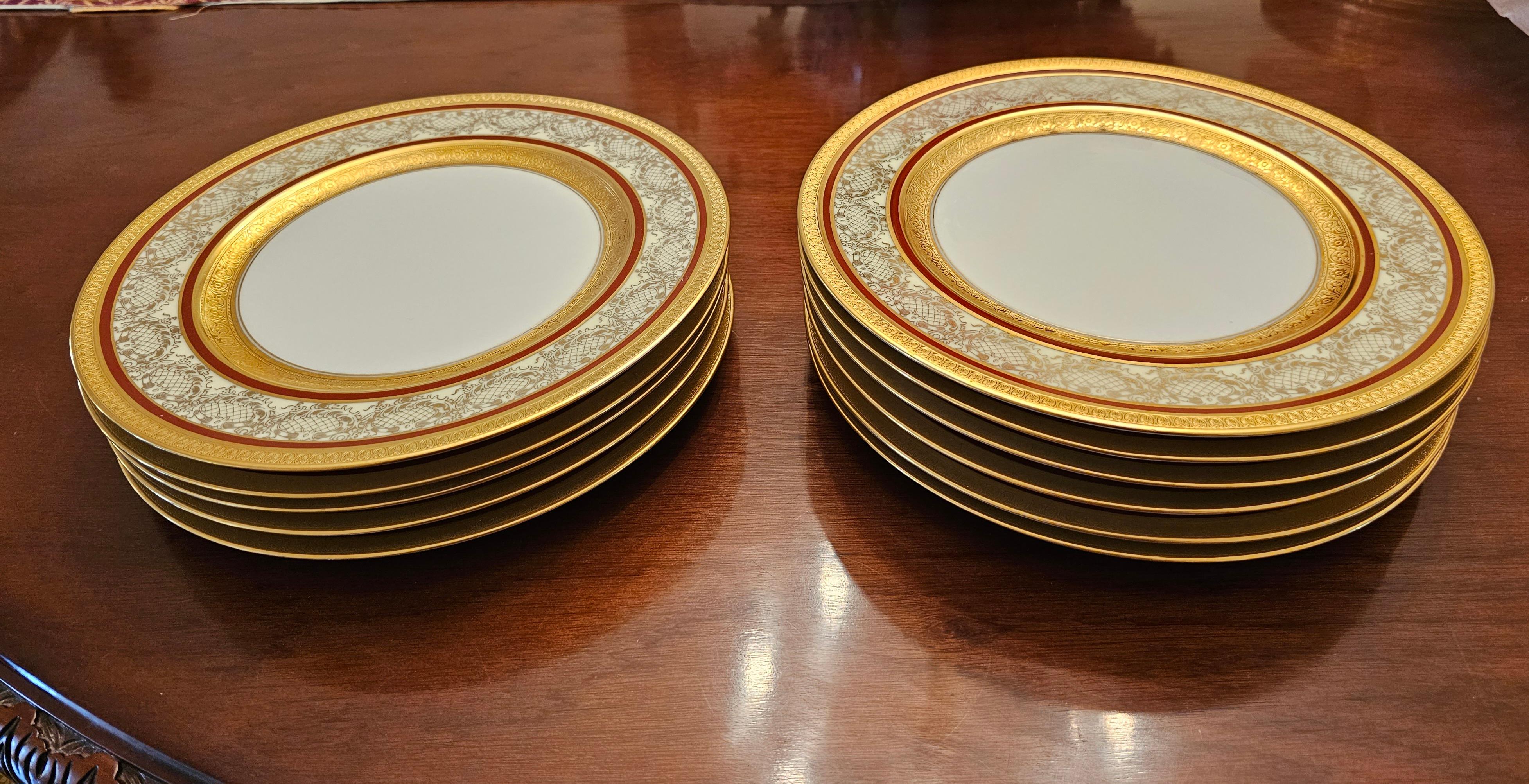 Empire Set of 11 Heinrich H&Co Selb Bavaria Gold Encrusted Porcelain Dinner Plates For Sale