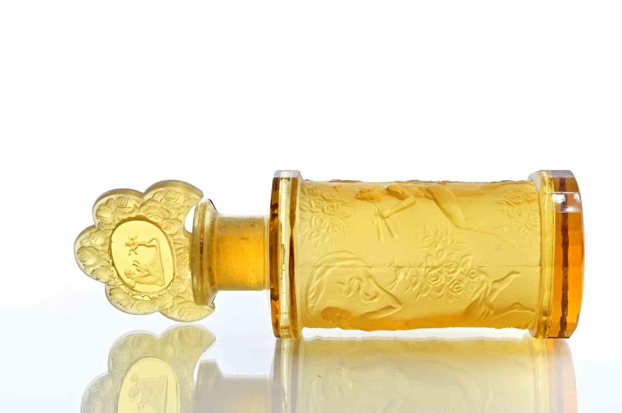 Art Deco czech perfume bottle realized by Heinrich Hoffman in 1930s.

Excellent condition.