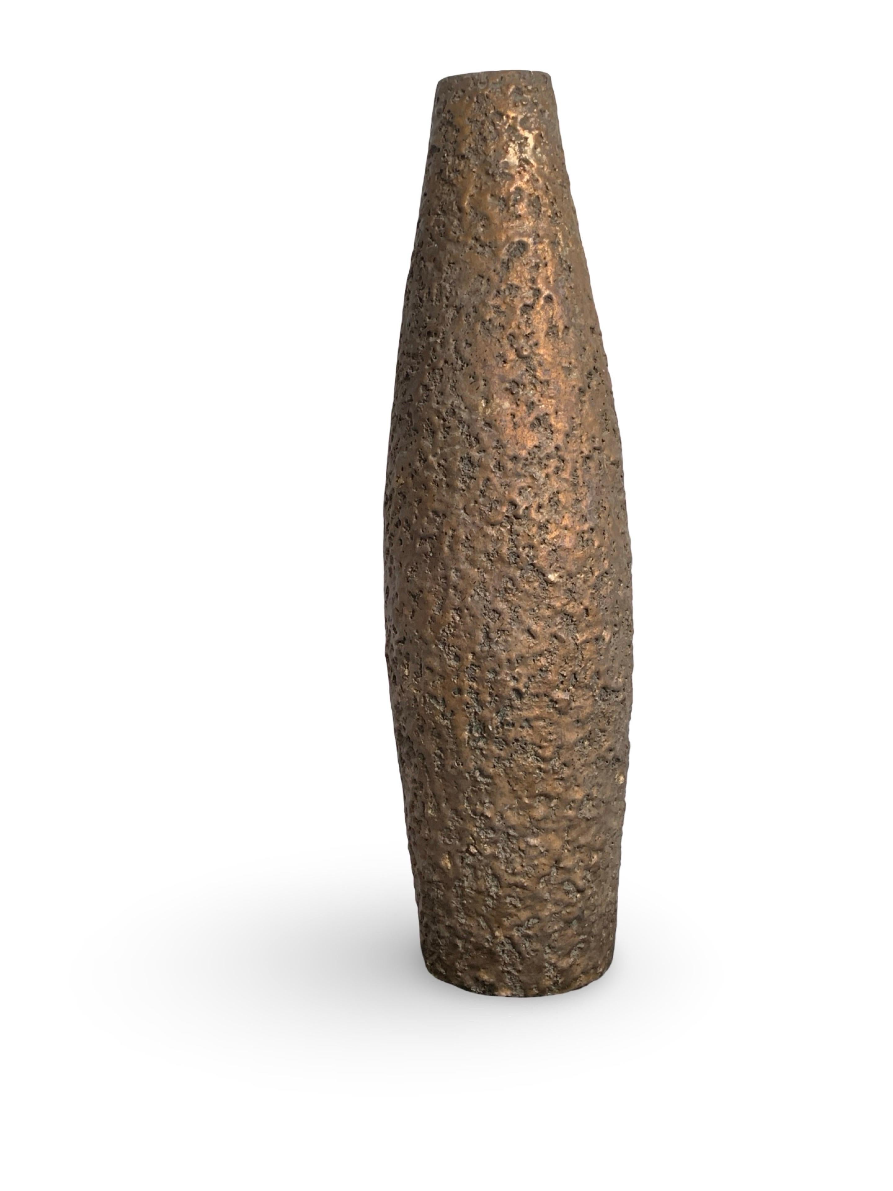 Heinrich Meister Mid Century Orig Large Tower Brutalist Vase, Schweiz (Keramik) im Angebot