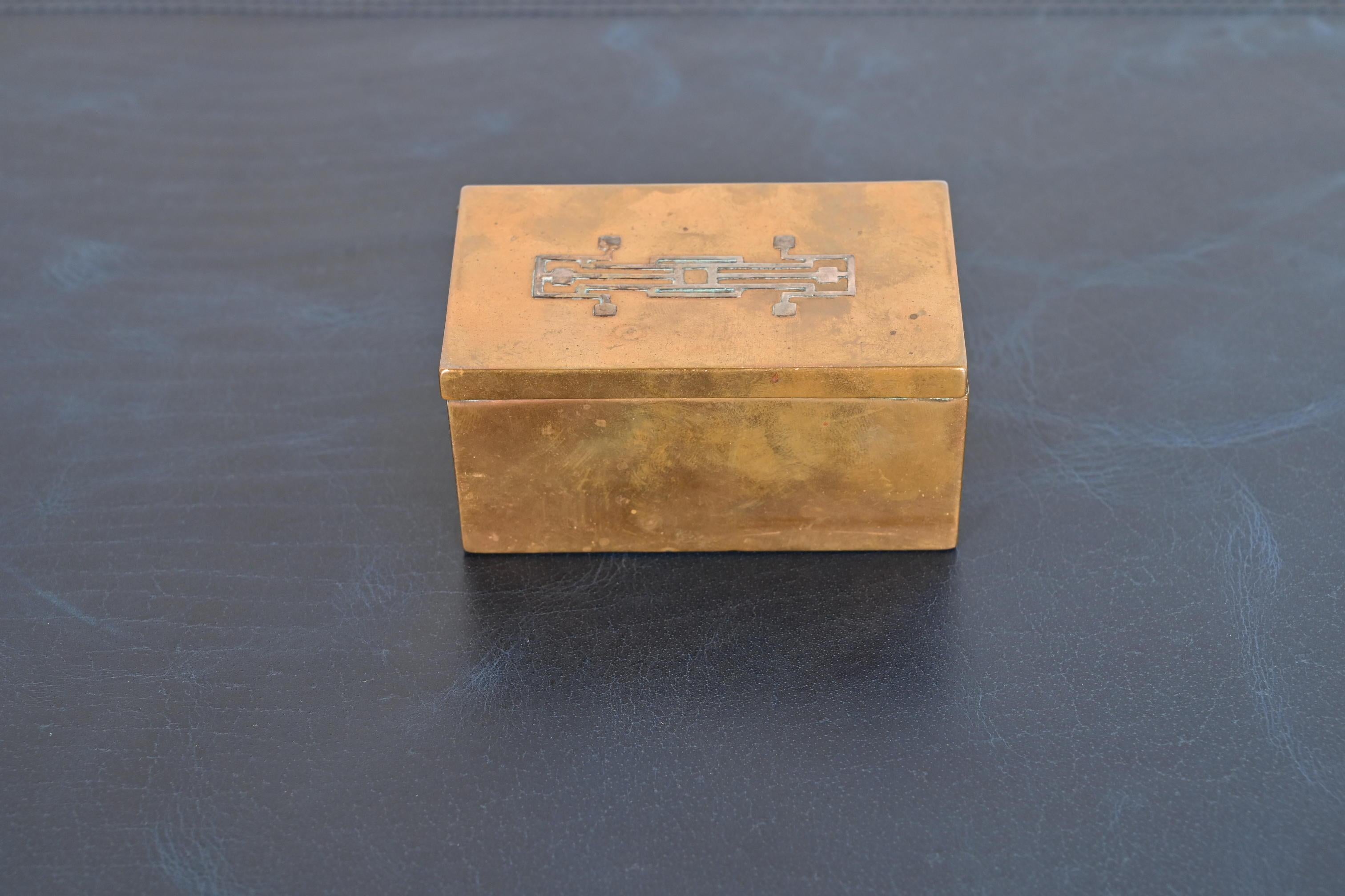 Heintz Arts & Crafts Sterling Silver on Bronze Box In Good Condition For Sale In South Bend, IN