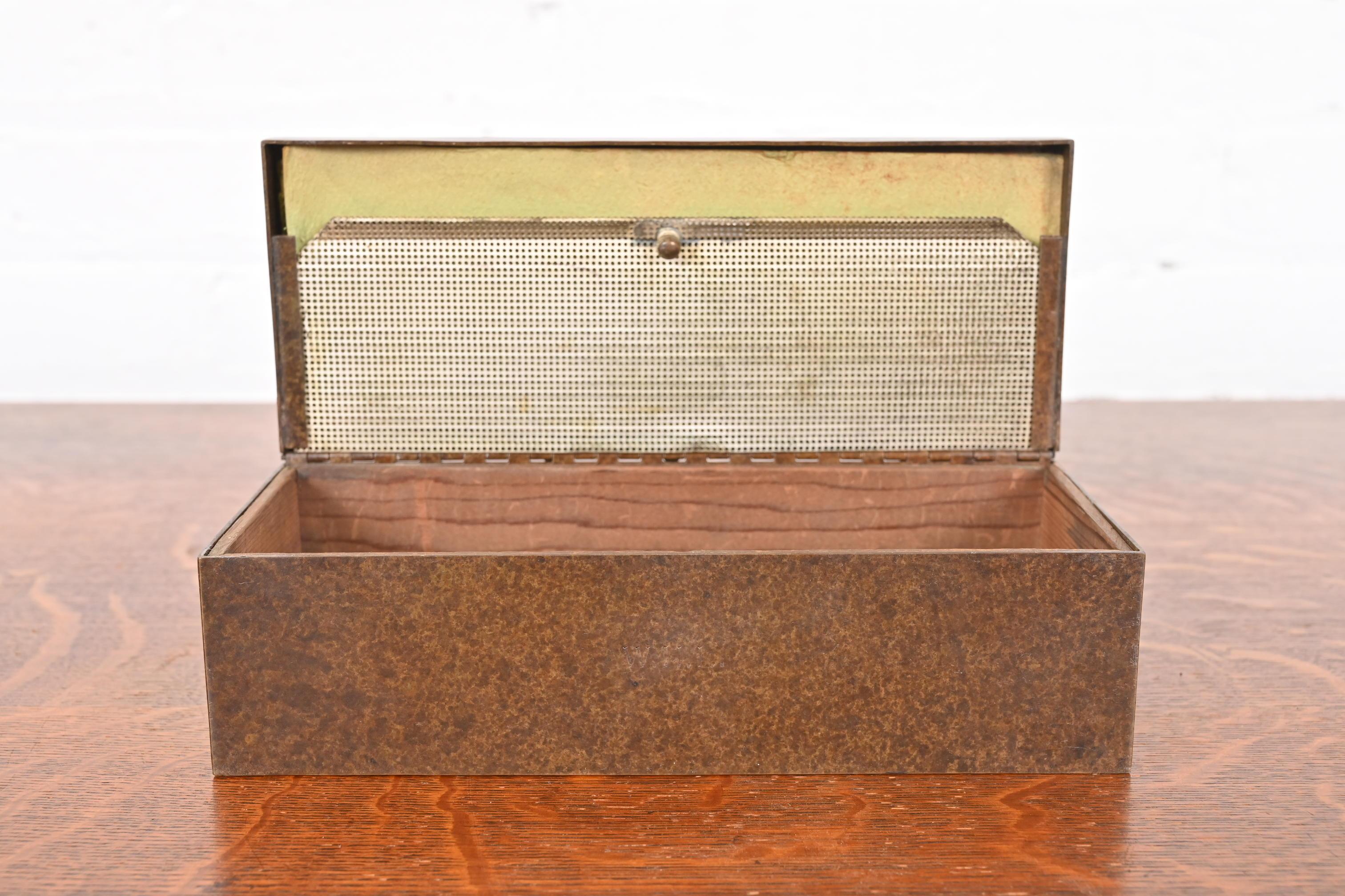 Heintz Arts & Crafts Humidor-Schachtel aus Sterlingsilber auf Bronze mit Fuchsjagd-Szene im Angebot 6