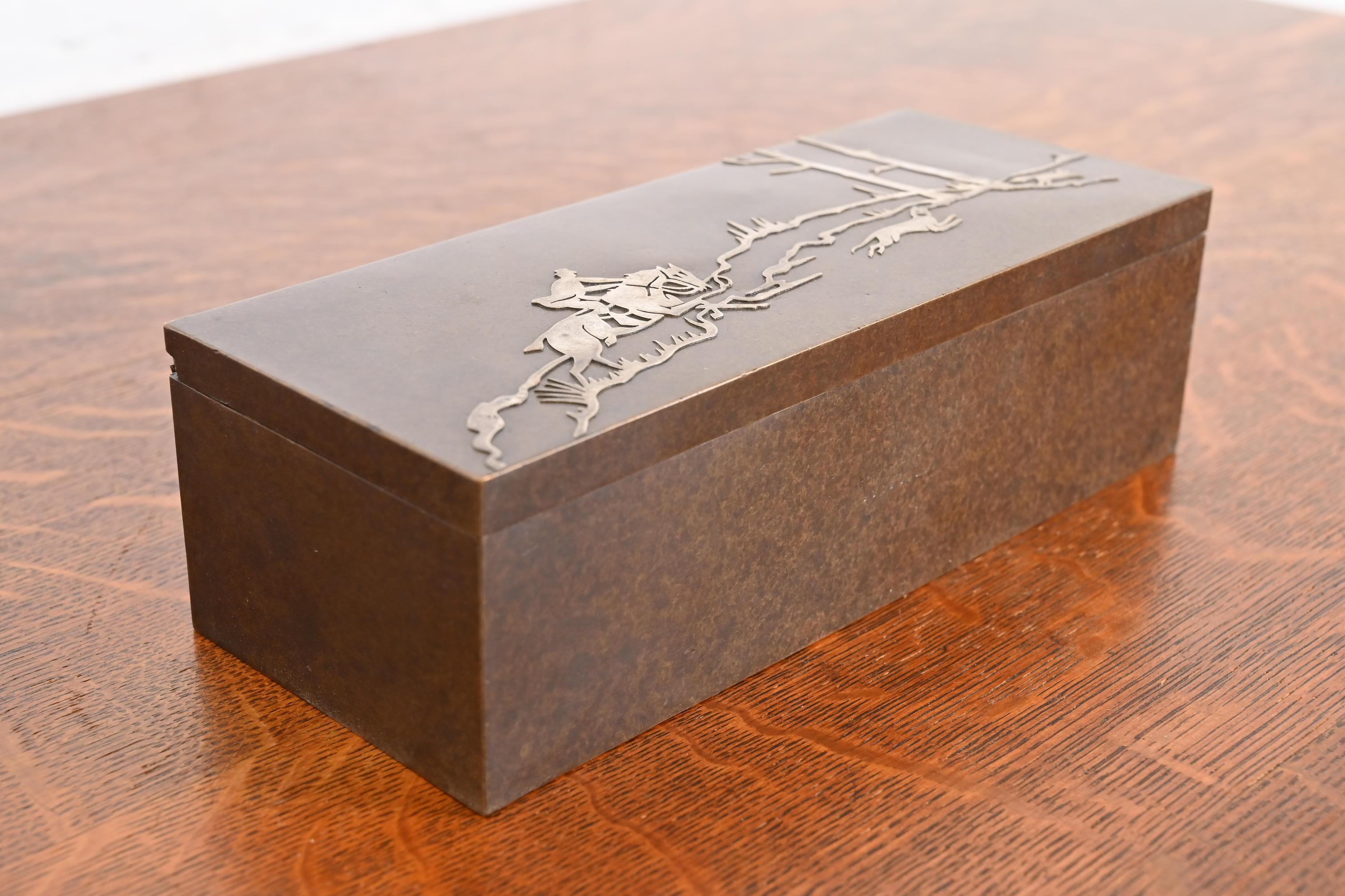 Heintz Arts & Crafts Humidor-Schachtel aus Sterlingsilber auf Bronze mit Fuchsjagd-Szene im Angebot 1