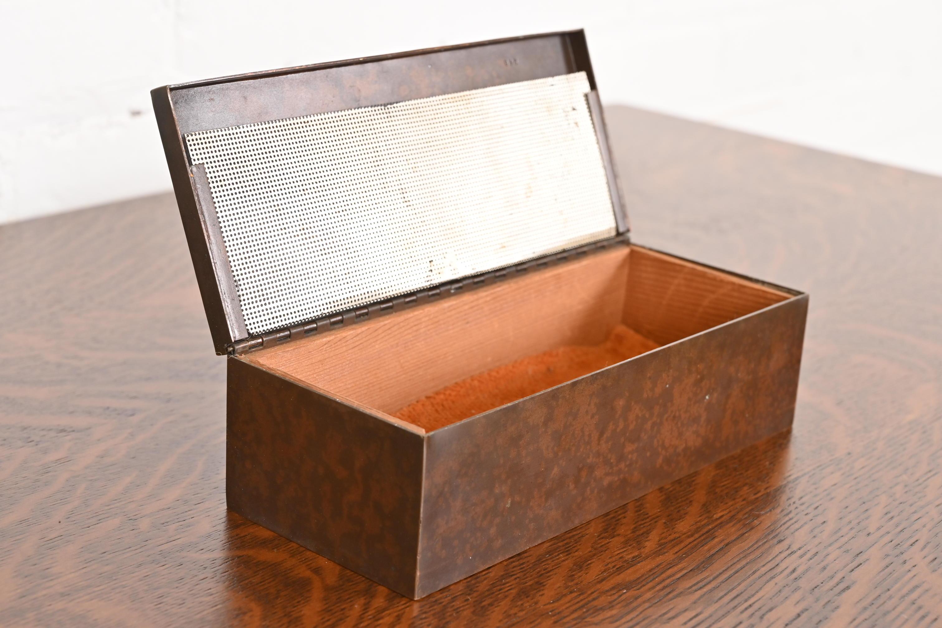 Heintz Arts & Crafts Humidor- oder Zigarrenschachtel aus Sterlingsilber auf Bronze im Angebot 5
