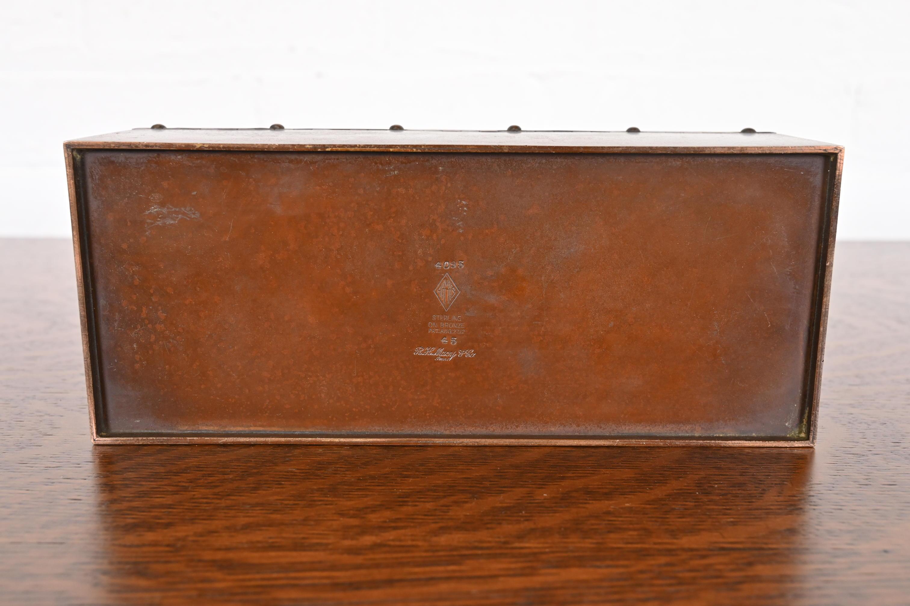 Caja para puros o humidor Heintz Arts & Crafts de plata de ley sobre bronce en venta 6