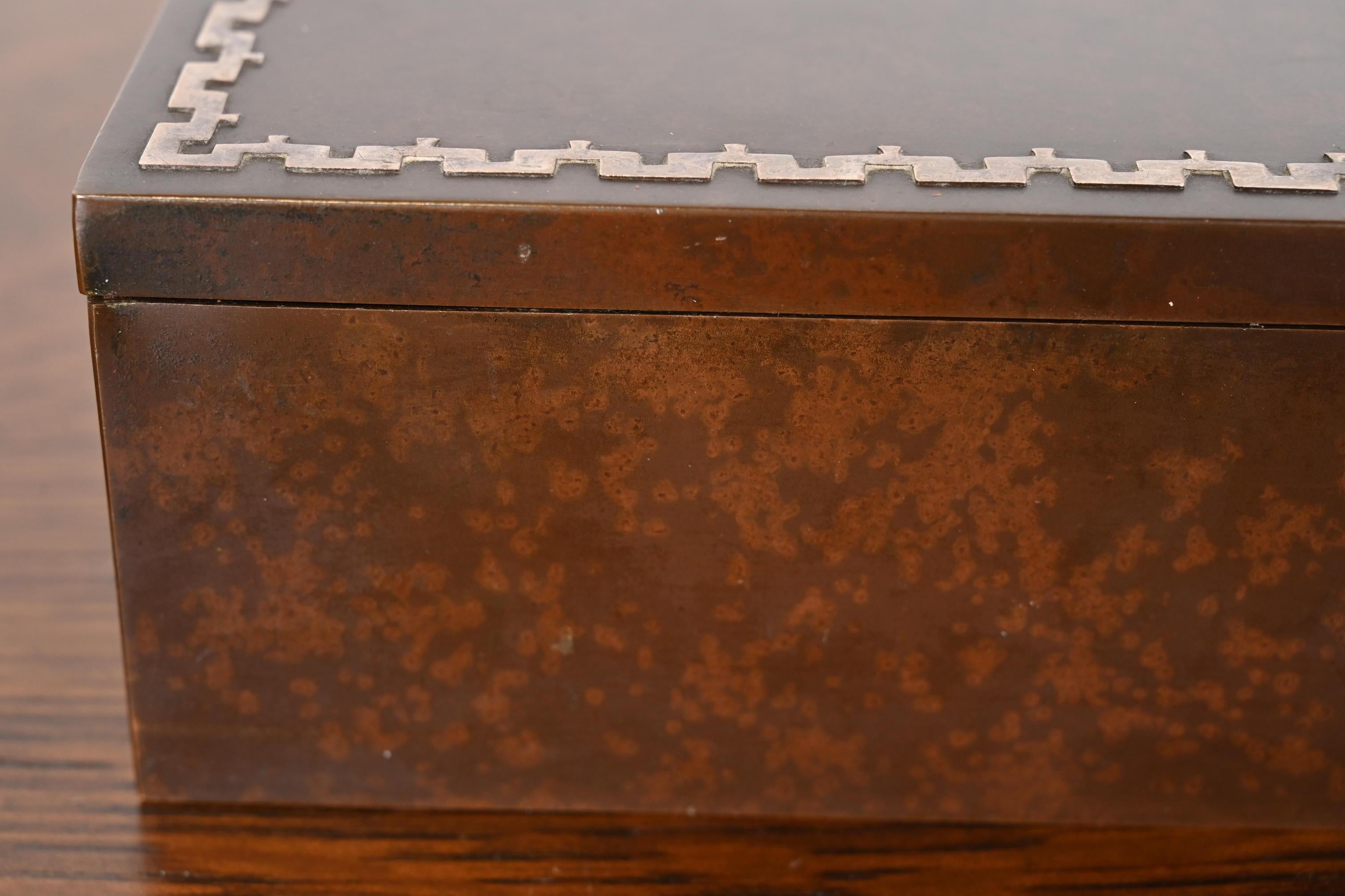 Heintz Arts & Crafts Humidor- oder Zigarrenschachtel aus Sterlingsilber auf Bronze im Angebot 8