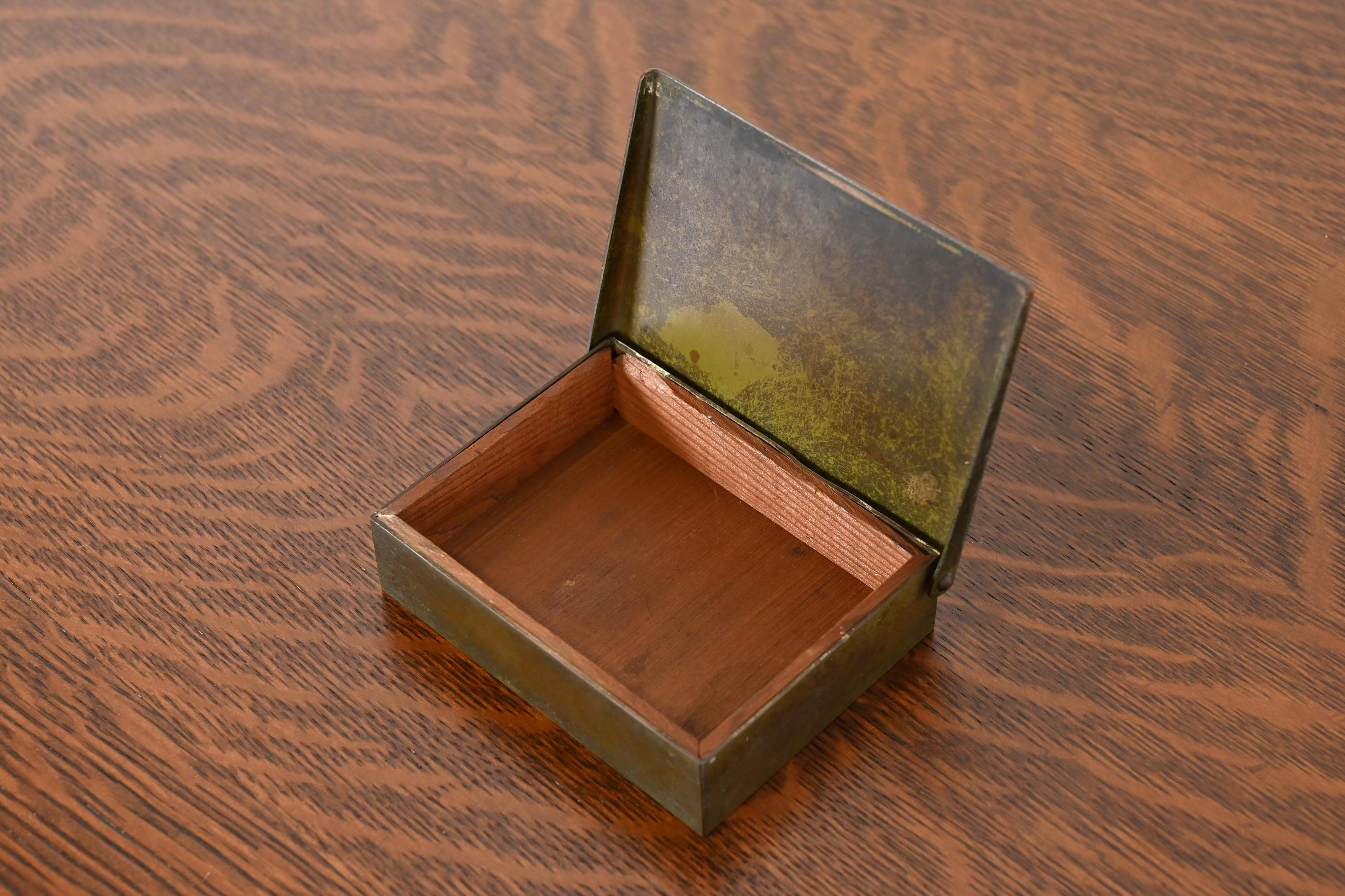 Humidificador o Caja de Cigarrillos Heintz Arts & Crafts de Plata de Ley sobre Bronce en venta 4