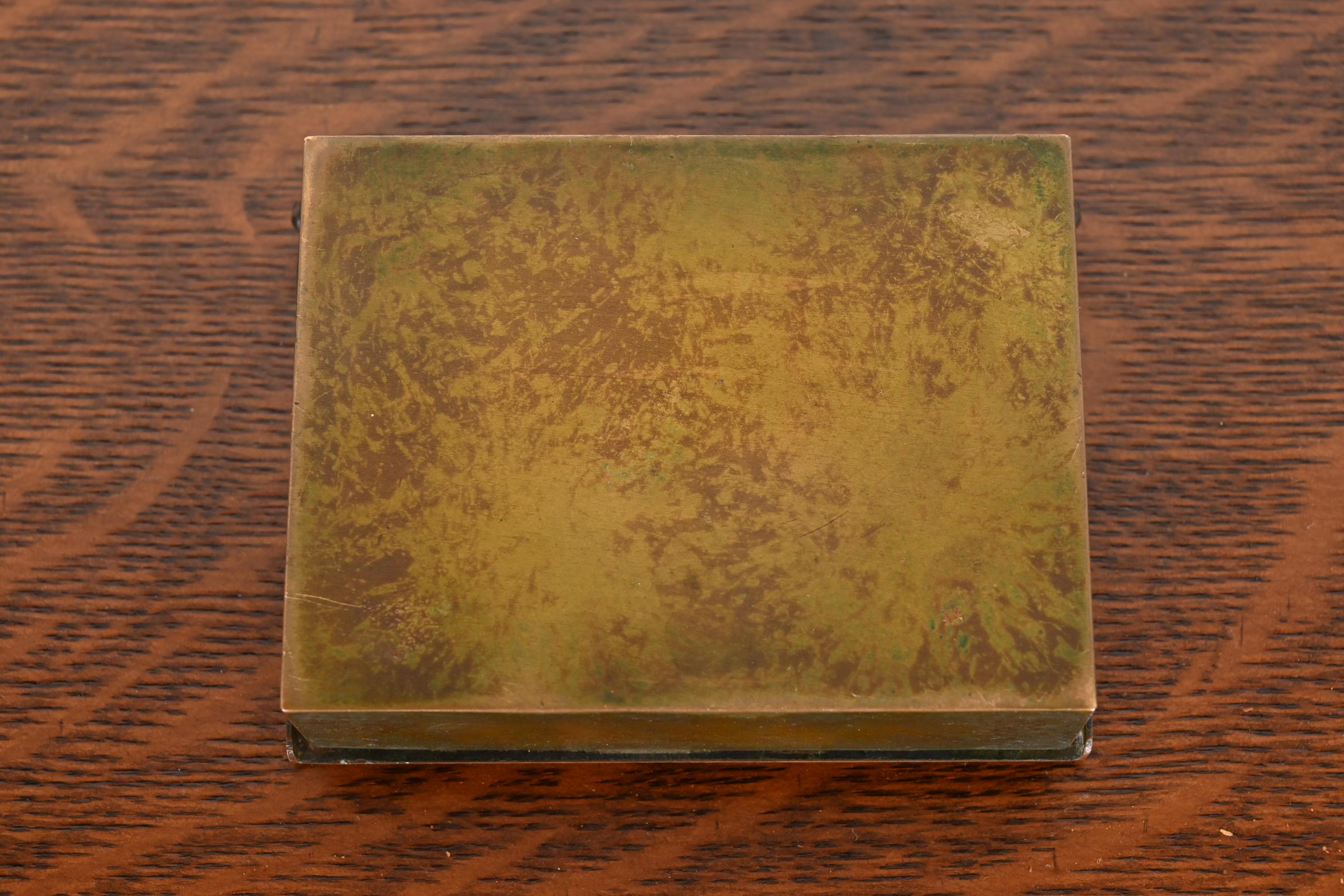 Humidificador o Caja de Cigarrillos Heintz Arts & Crafts de Plata de Ley sobre Bronce en venta 9
