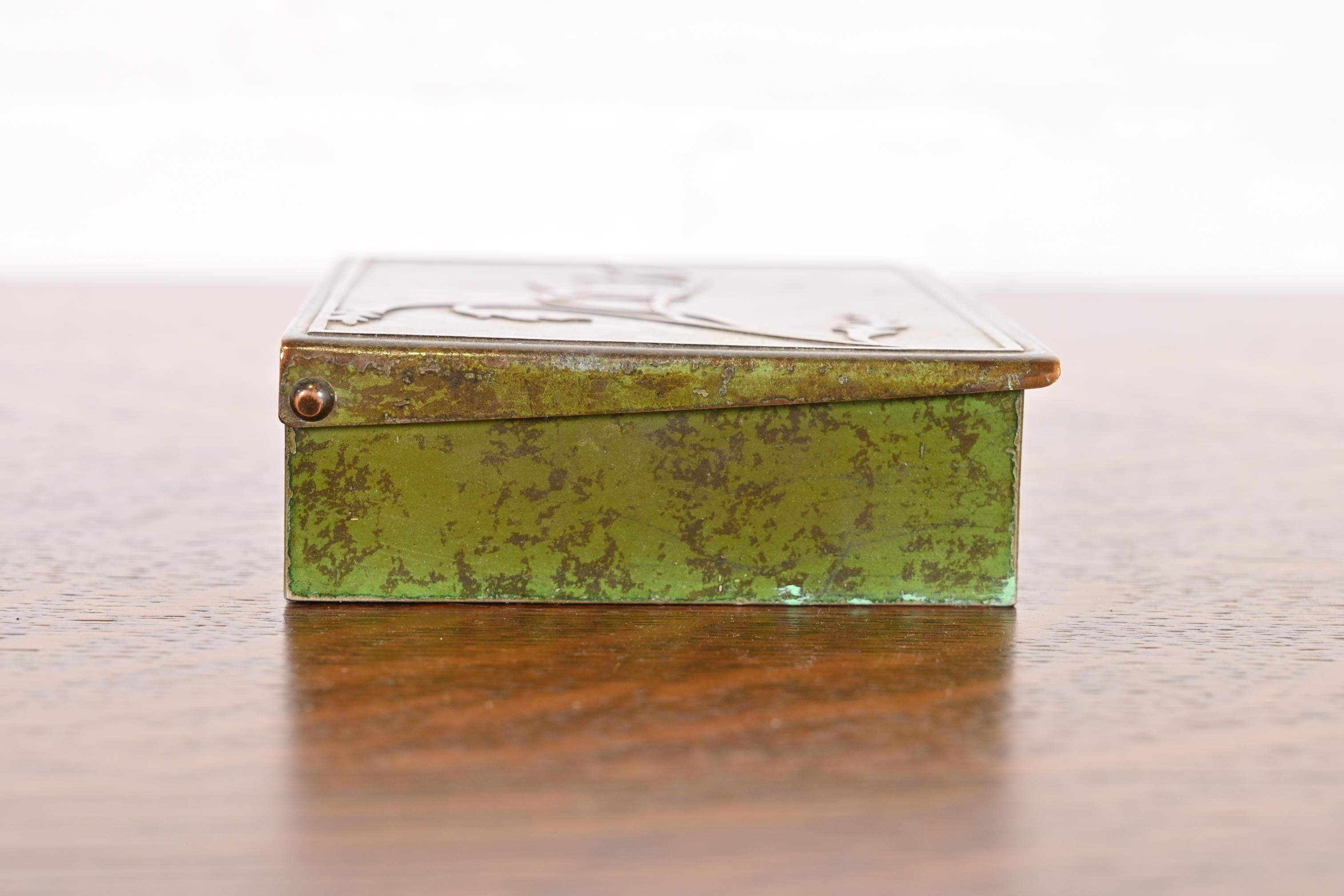 Humidificador o Caja de Cigarrillos Heintz Arts & Crafts de Plata de Ley sobre Bronce en Bueno estado para la venta en South Bend, IN