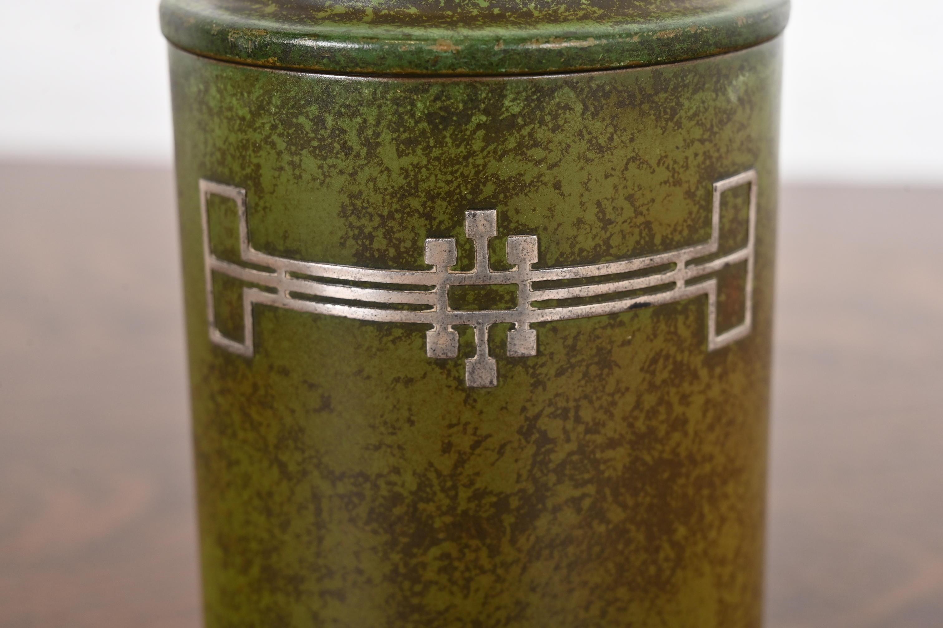 Heintz Arts & Crafts Sterling Silver on Bronze Humidor or Container With Lid (20. Jahrhundert) im Angebot