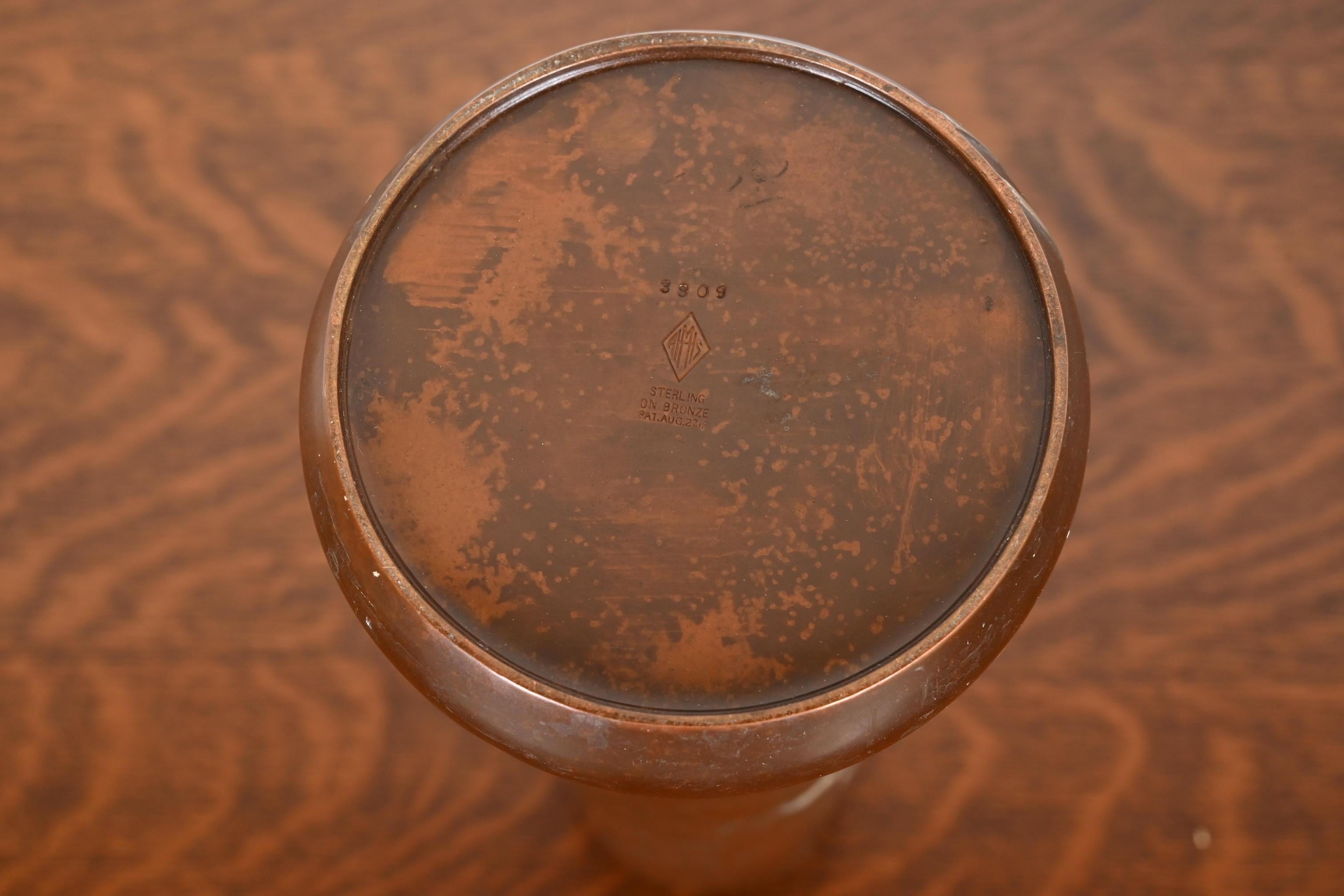 Vaso grande in argento e bronzo di Heintz Arts & Crafts in vendita 3