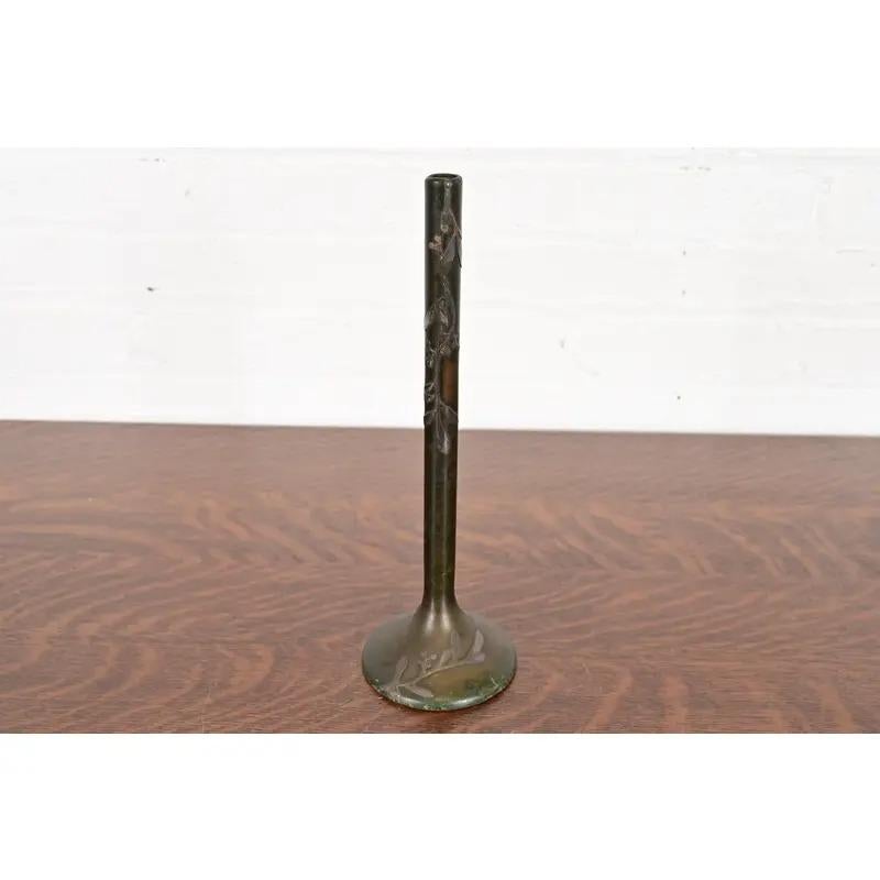 Americano Vaso a bocciolo alto in argento e bronzo di Heintz Arts & Crafts in vendita