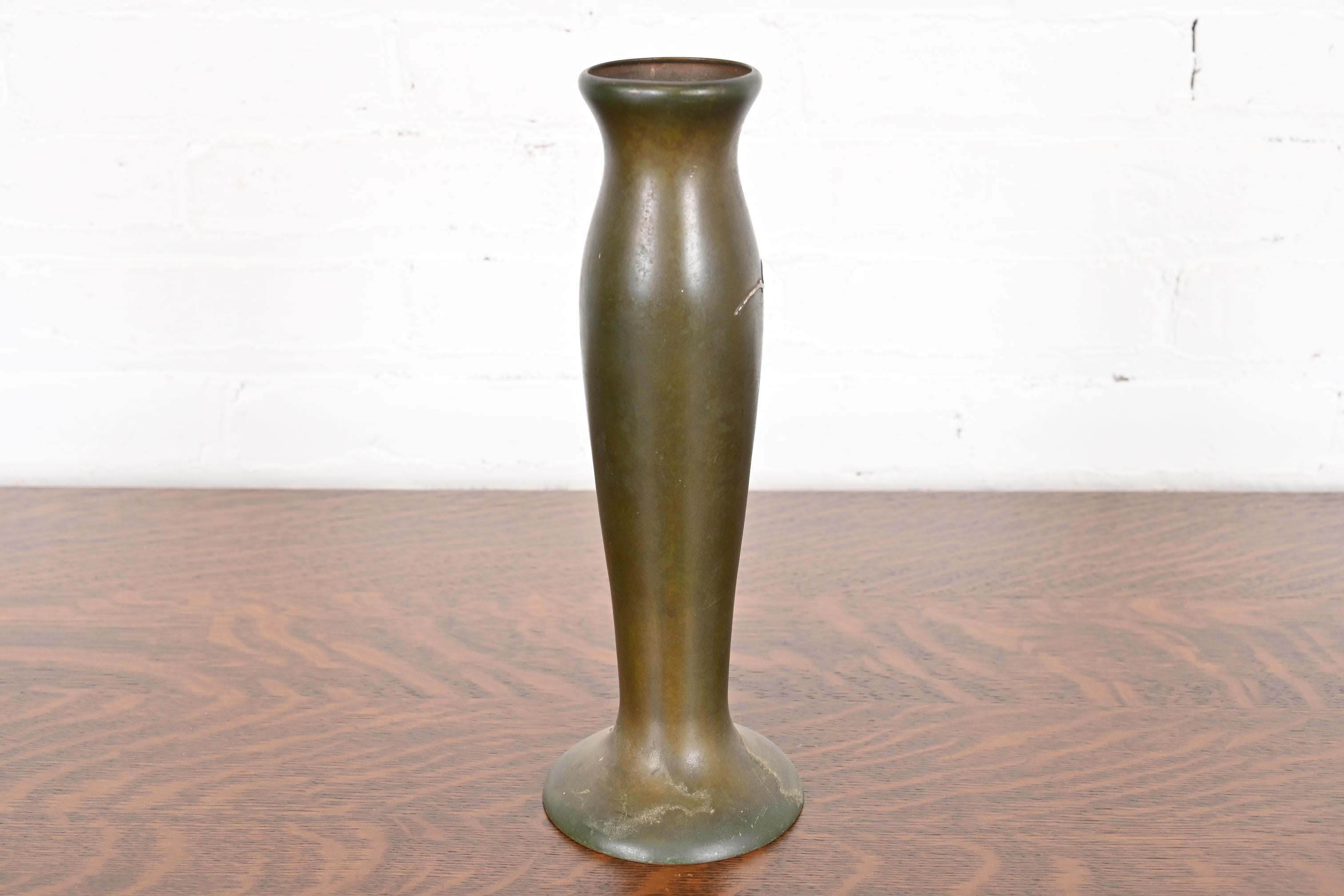 Vaso alto in argento e bronzo di Heintz Arts & Crafts in vendita 5