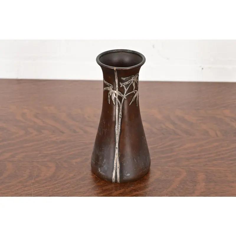 Arts and Crafts Vaso Heintz Arts & Crafts in argento e bronzo in vendita