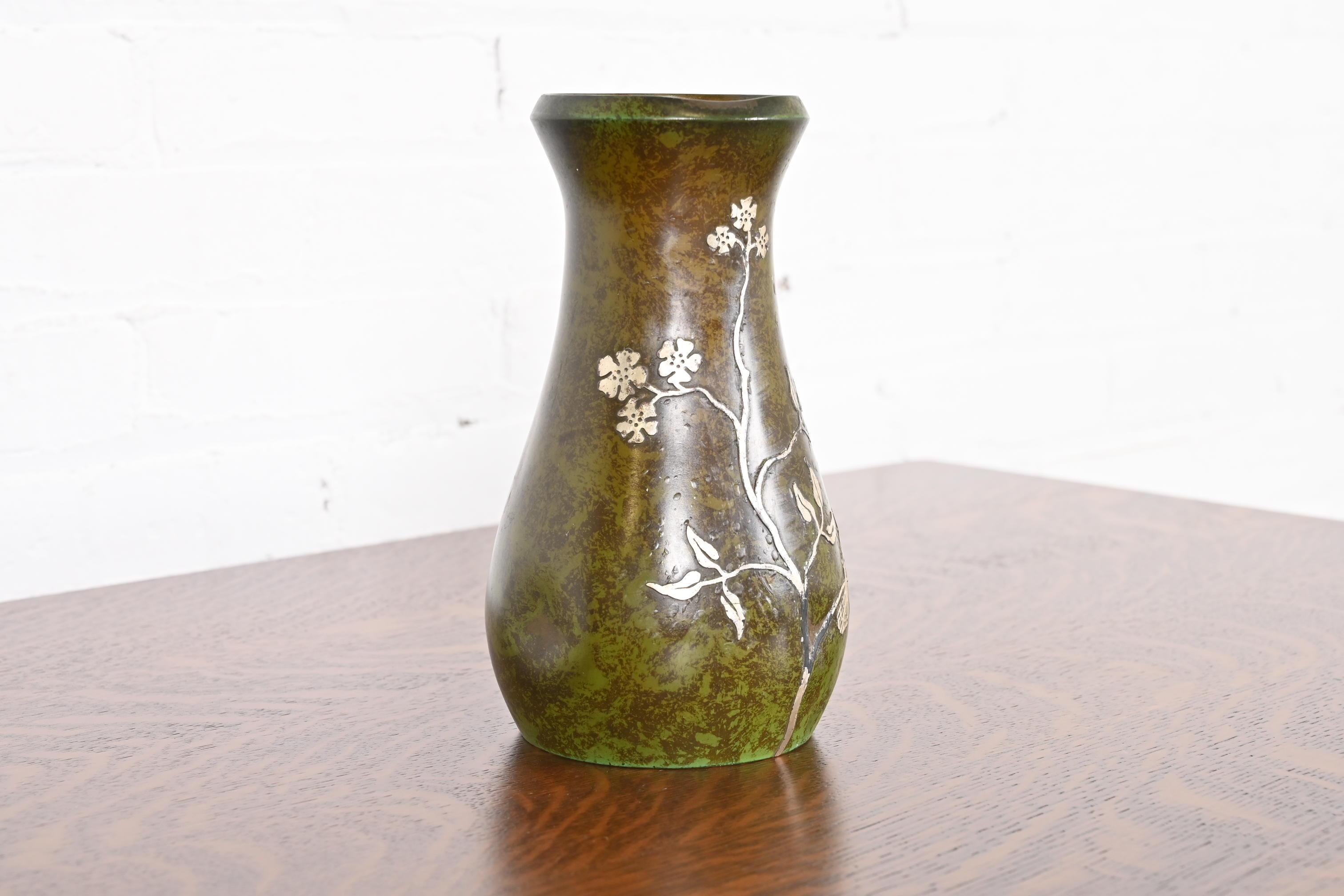 Vaso Heintz Arts & Crafts in argento e bronzo In condizioni buone in vendita a South Bend, IN