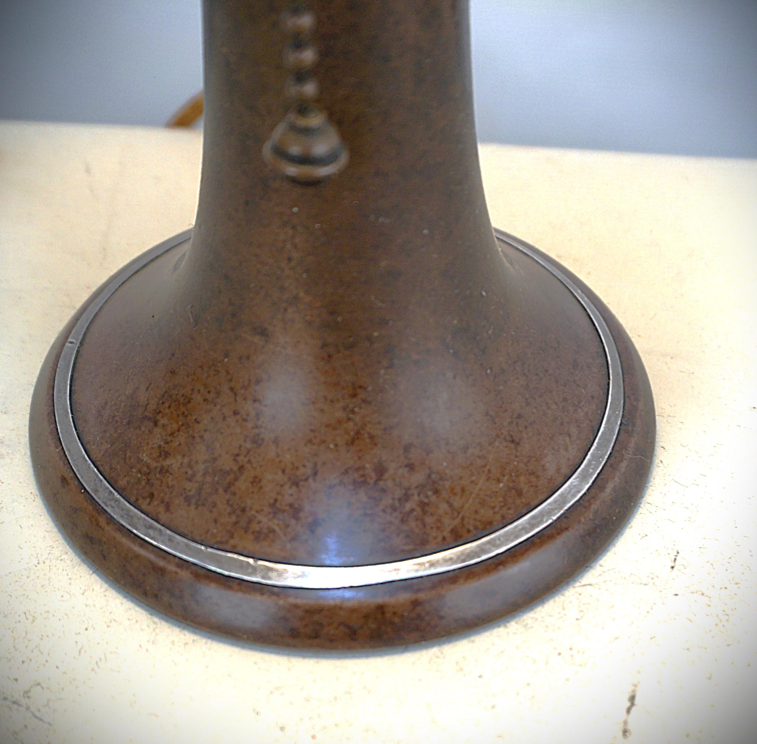 Silver overlay on patinated bronze table lamp, circa 1920 Art Nouveau, Art Deco, Arts & Crafts design. 