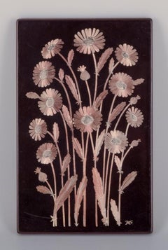 Heinz Erret for Gustavsberg. Large ceramic plaque with floral motif
