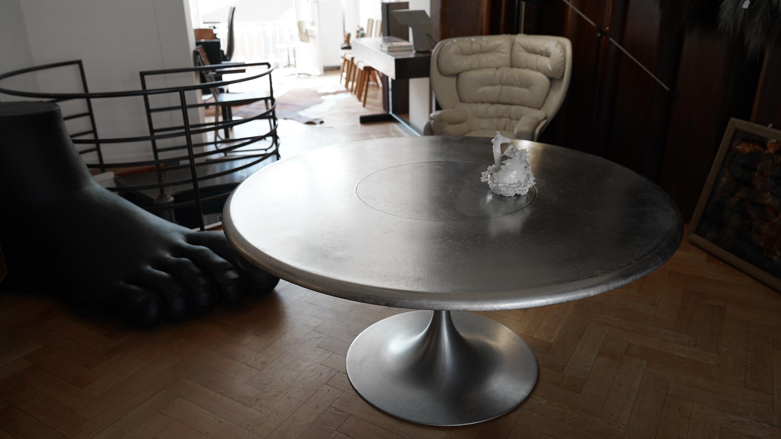 Heinz Lilienthal, 1969, Large Dining Table Swiveling Centerplate and Etched Top In Good Condition In Munster, NRW