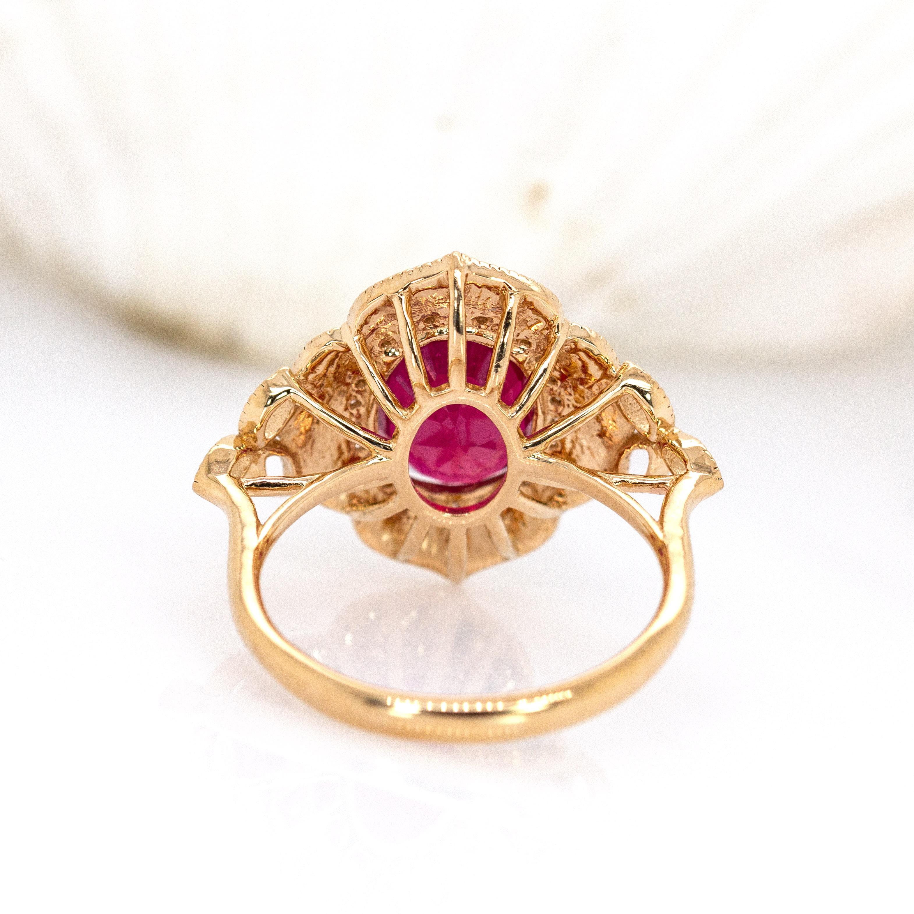 Heirloom 3.7cts Aussage Madagaskar Ruby Ring: Natürliche Diamanten, 14K Solid Gold im Zustand „Neu“ im Angebot in Columbus, OH