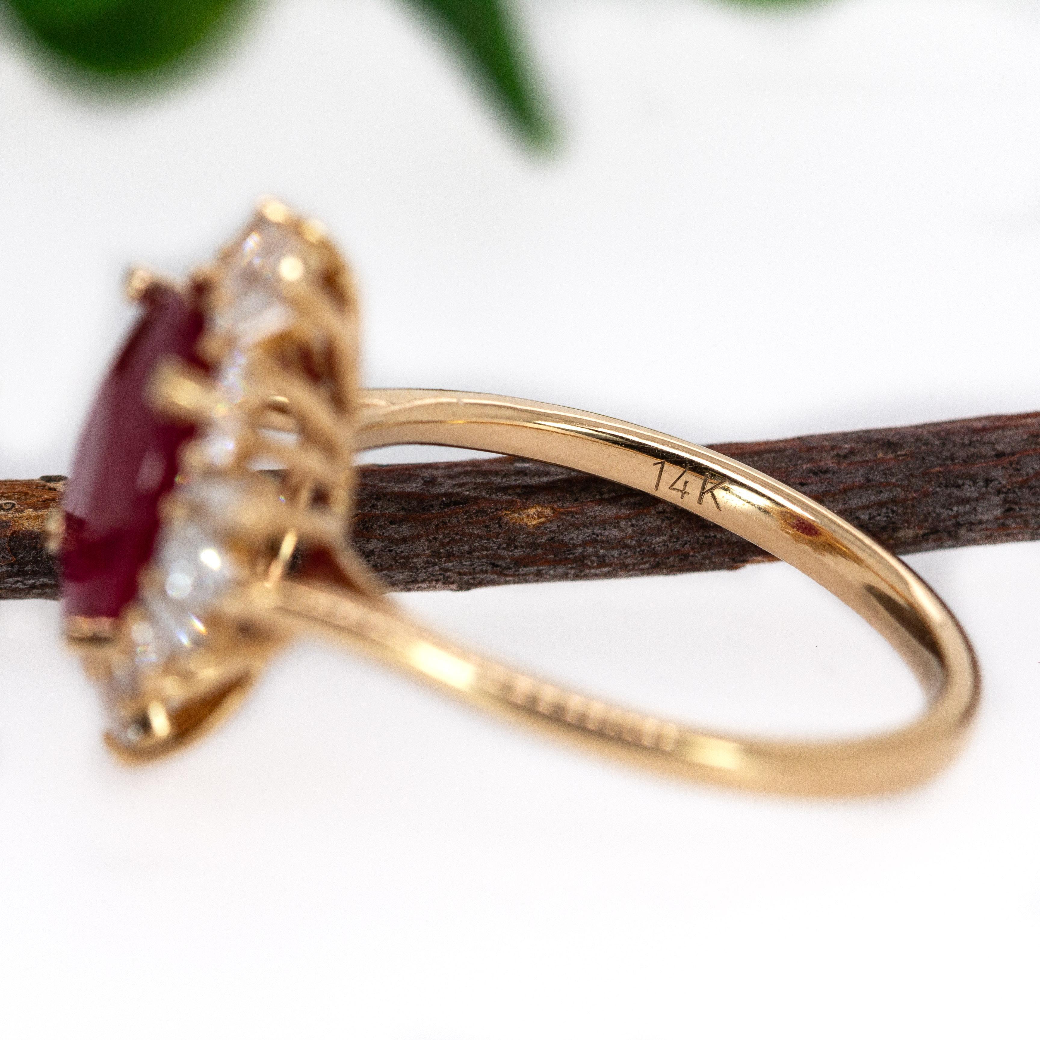 Heirloom Jewelry - 3.12cts Burma Ruby Ring w Natural Diamonds in 14K Solid Gold (Bague en or massif 14K avec rubis de Birmanie et diamants naturels) en vente 1