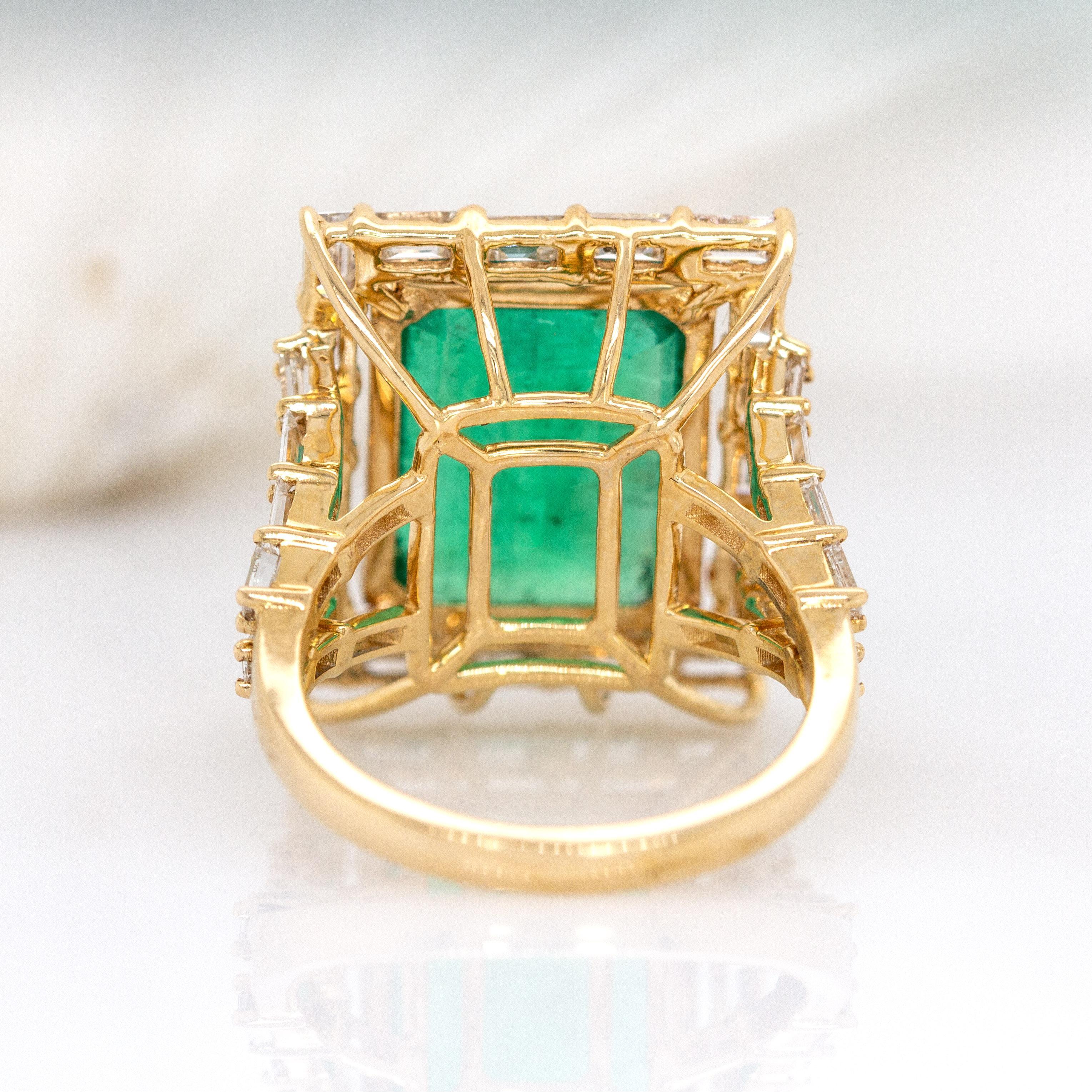 Erbstück-Schmuck - 7,5cts sambischen Smaragd 18K Solid Gold Ring: Natürliche Diamanten Damen im Angebot