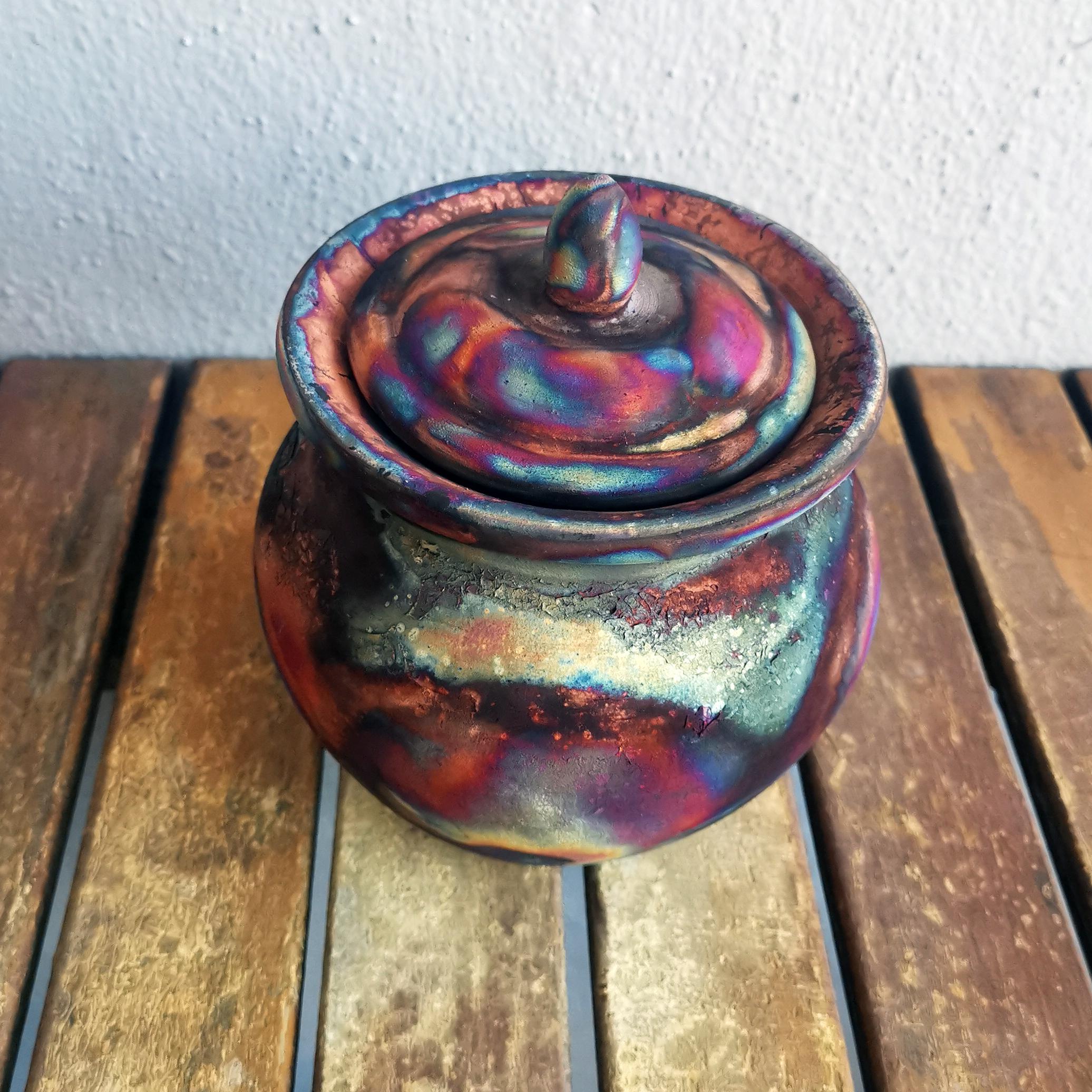 Modern Heiwa Ceramic Urn - Full Copper Matte - Ceramic Raku Pottery For Sale