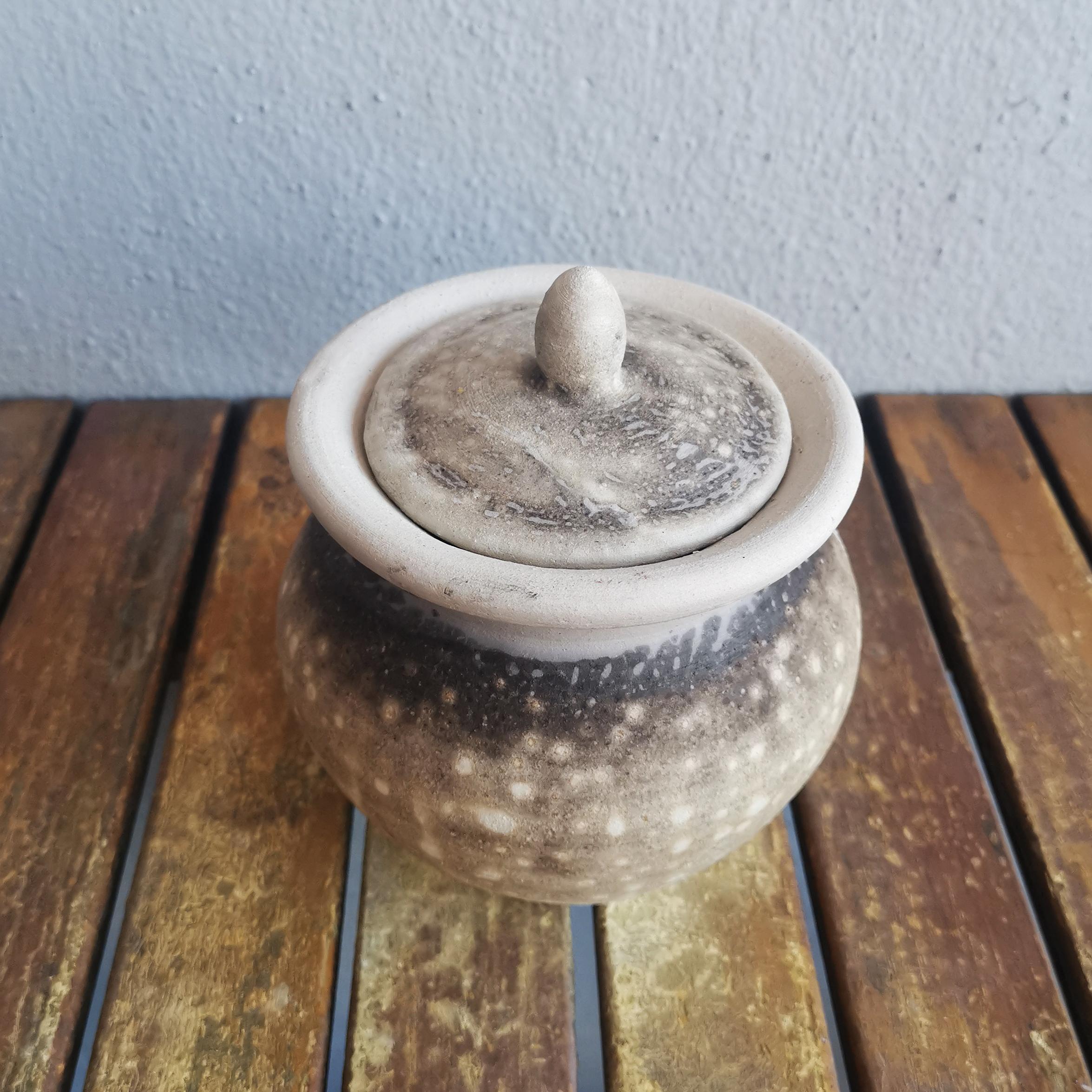Modern Heiwa Ceramic Urn, Obvara, Ceramic Raku Pottery For Sale