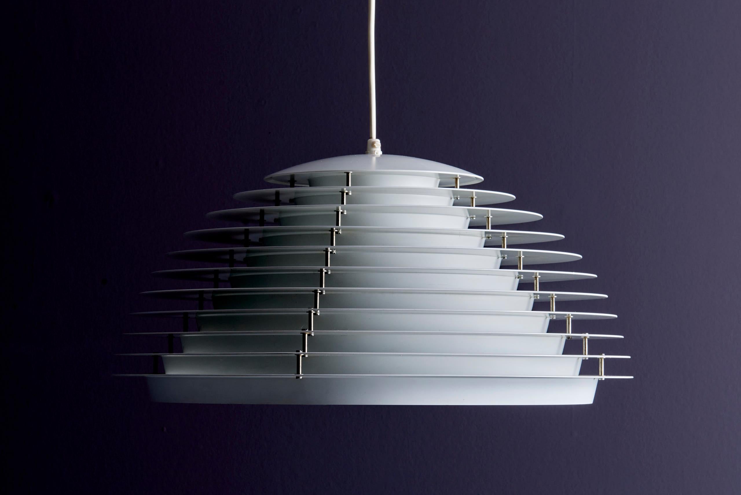 Lampada a sospensione scultorea danese di Fog & Mørup, modello 