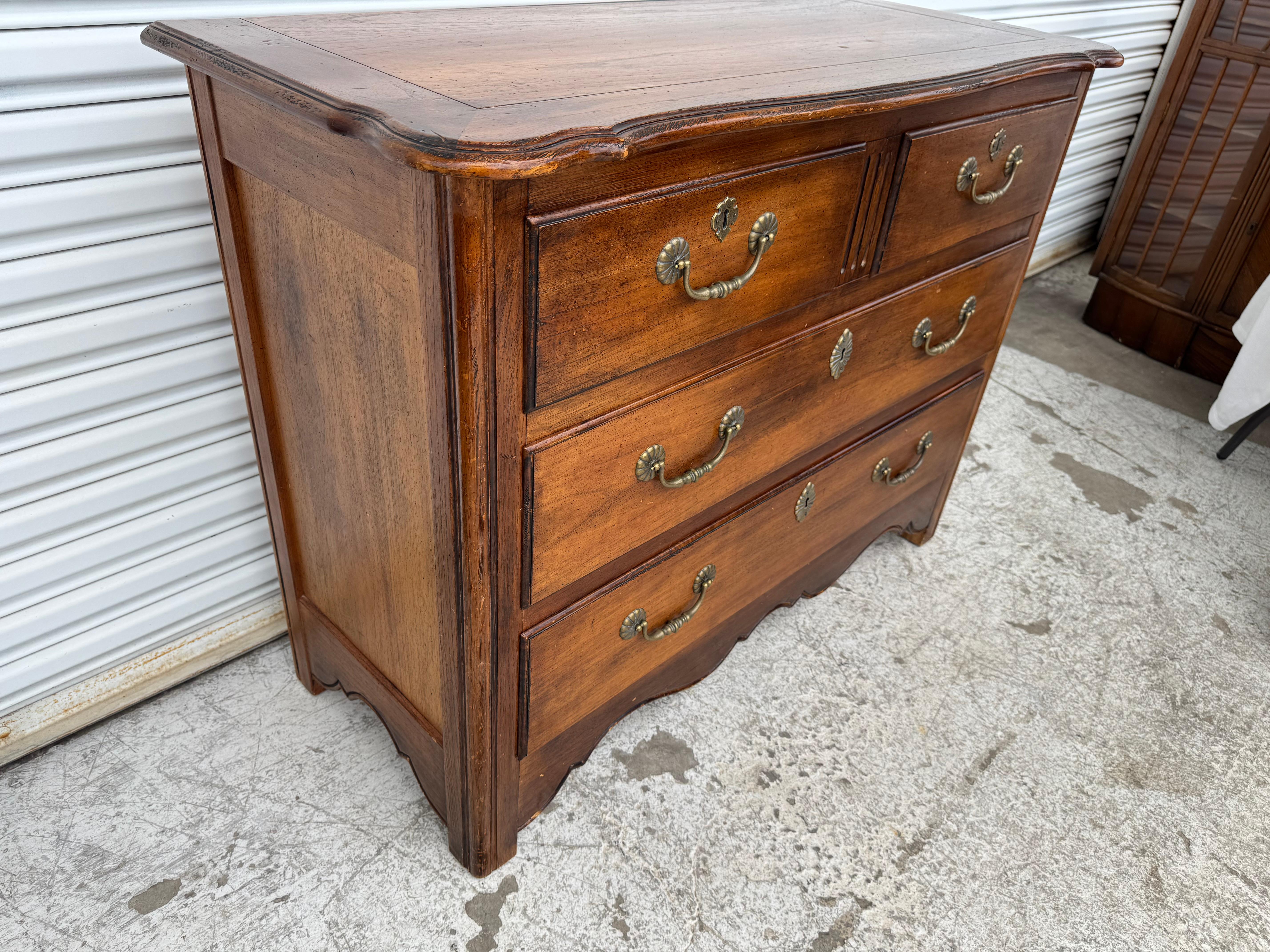 American Vintage Hekman Walnut 4 Drawer Commode For Sale