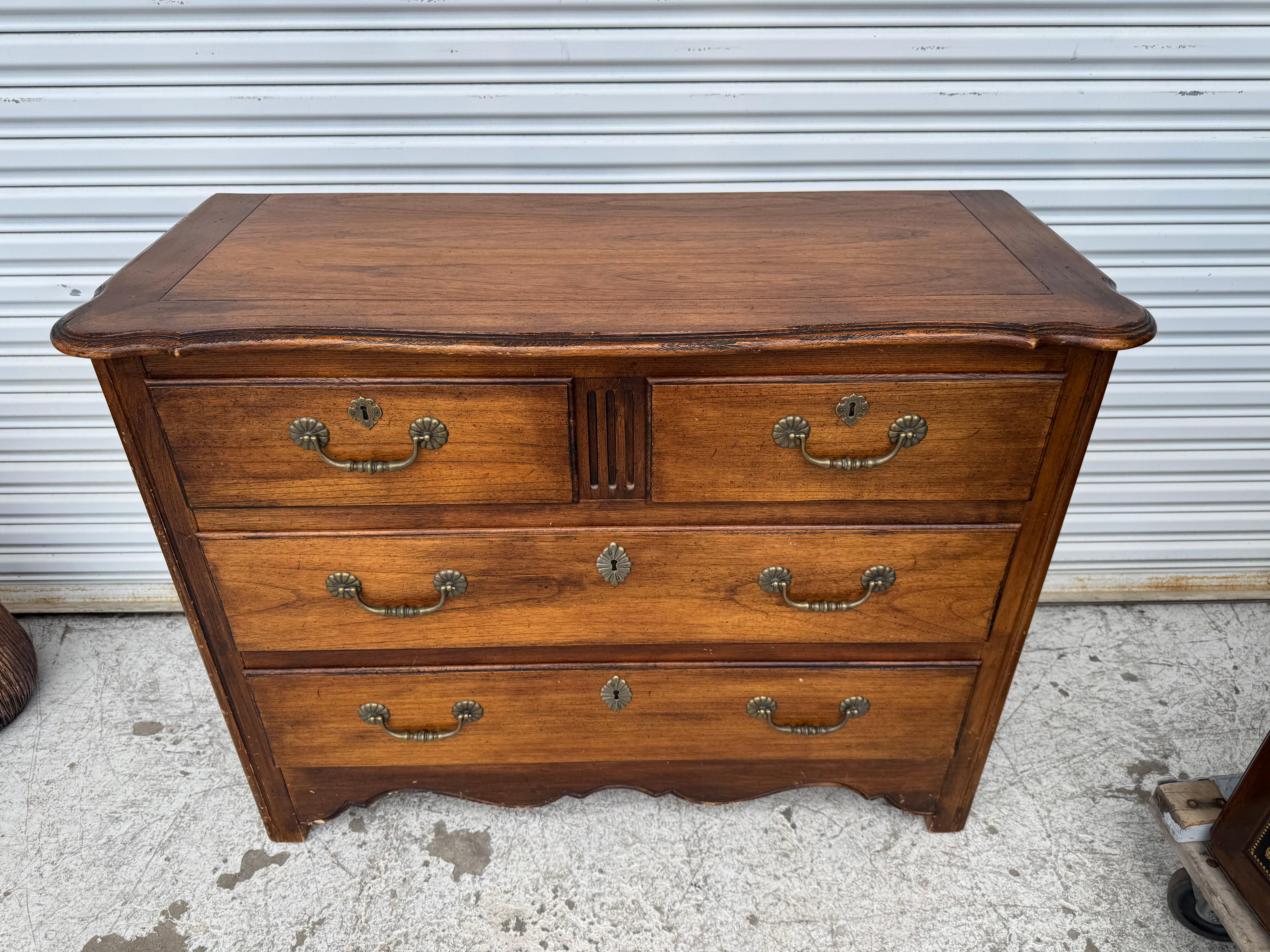 Wood Vintage Hekman Walnut 4 Drawer Commode For Sale