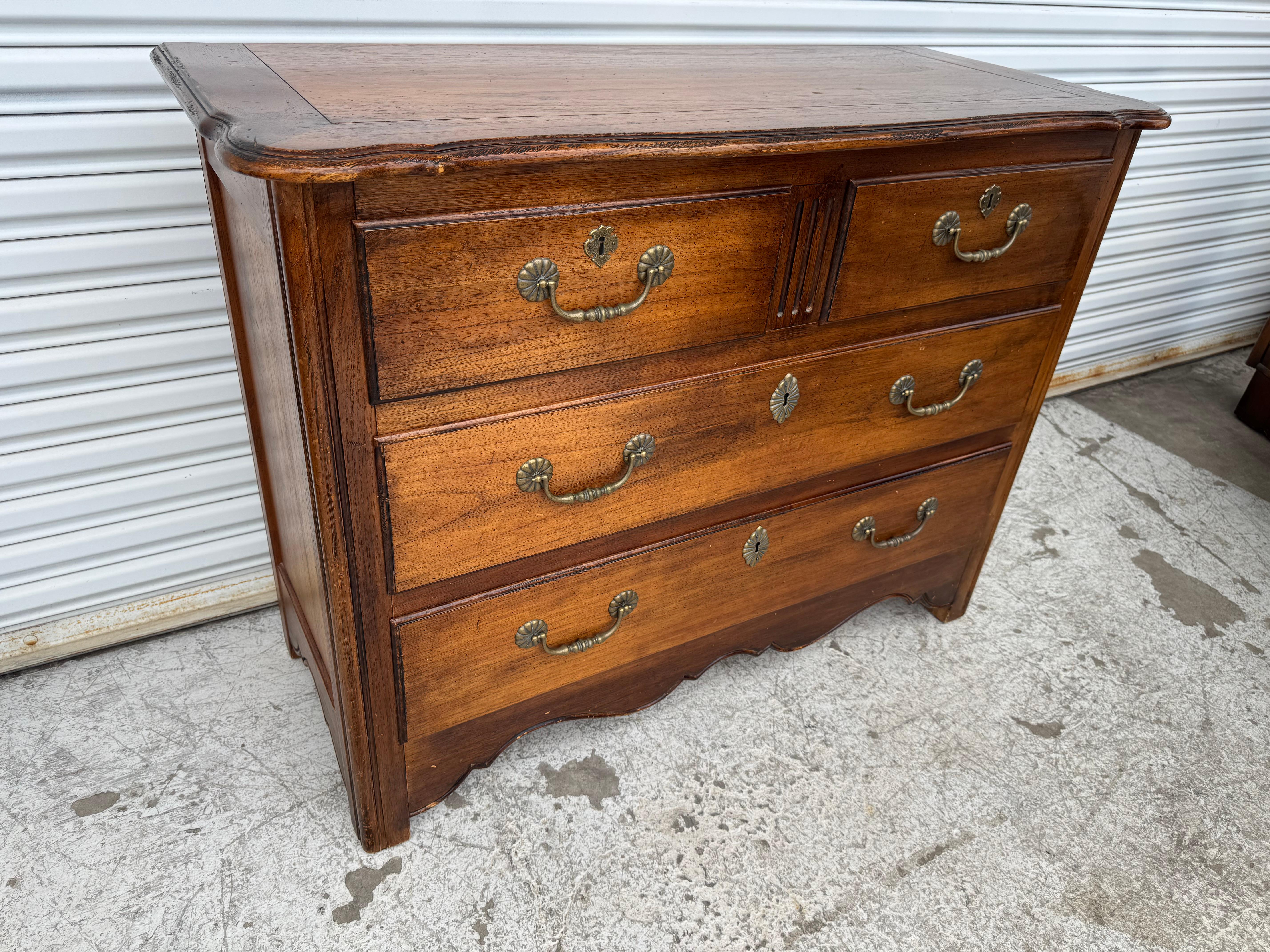 Vintage Hekman Walnut 4 Drawer Commode For Sale 2