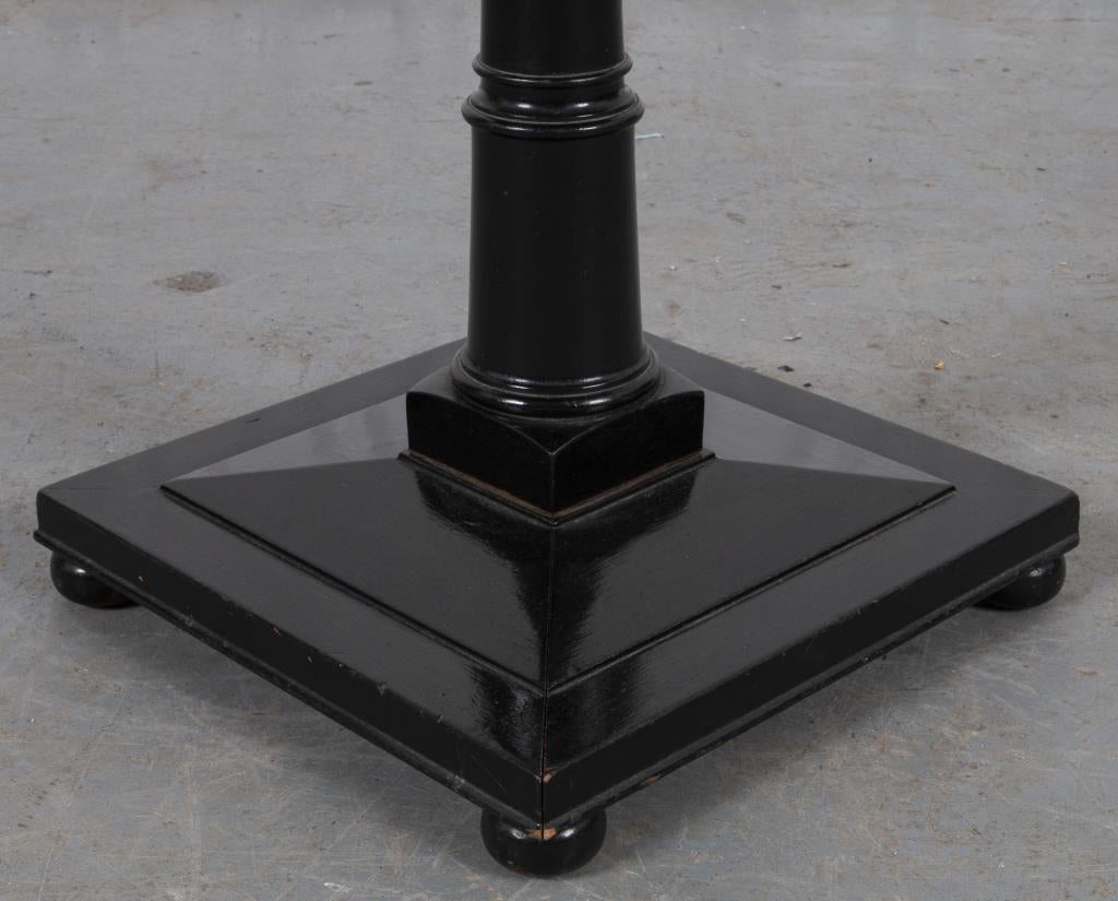 20th Century Hekman Ebonized Wood Leather Top Pedestal Table For Sale