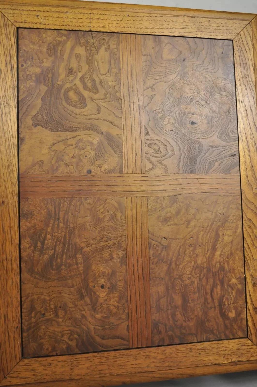 Quercia Tavolini da tavolo con lampada Hekman French Country English Jacobean Oak Burlwood - una coppia in vendita
