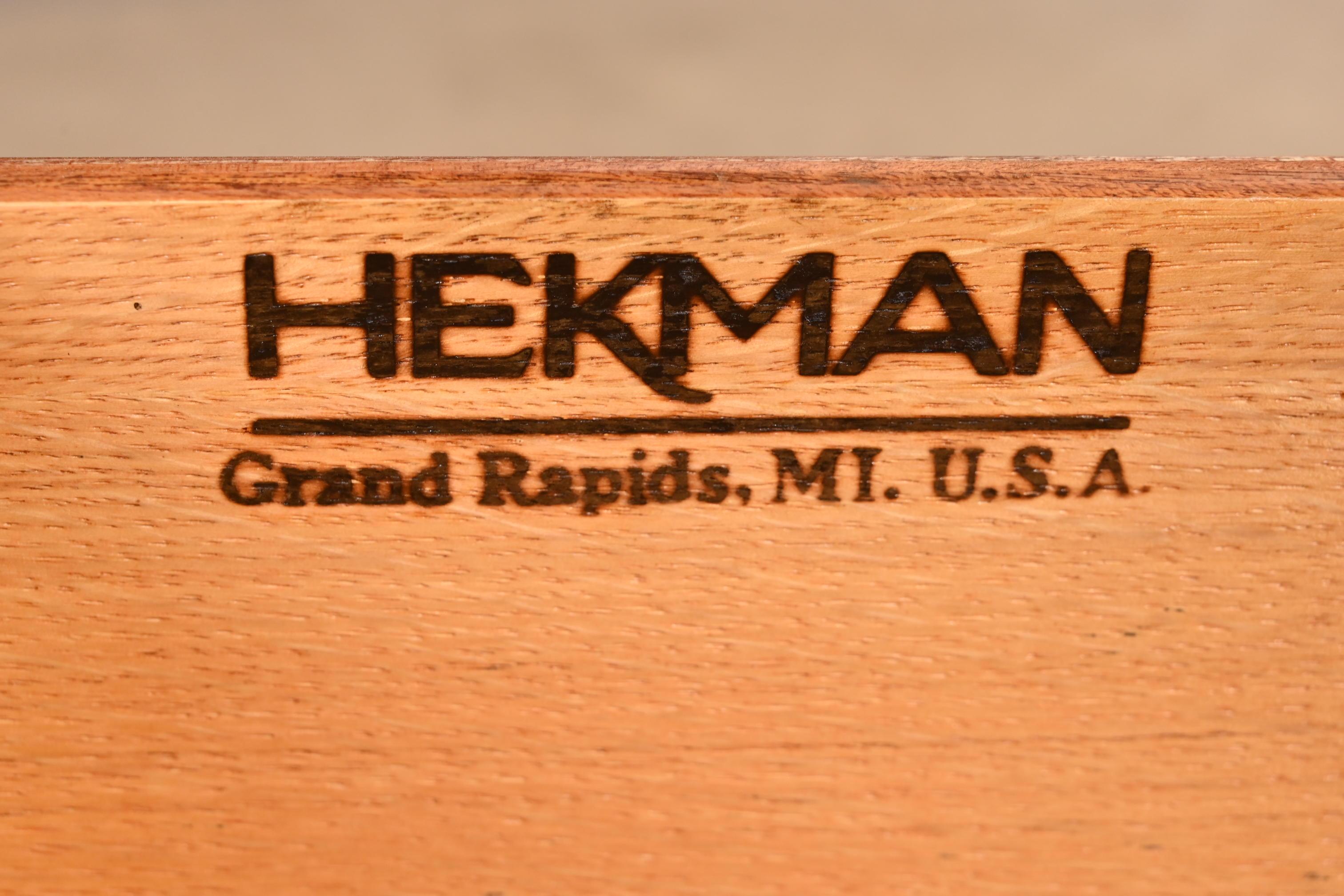 Hekman Georgian Inlaid Flame Mahogany Bow Front Chest of Drawers, Refinished 7