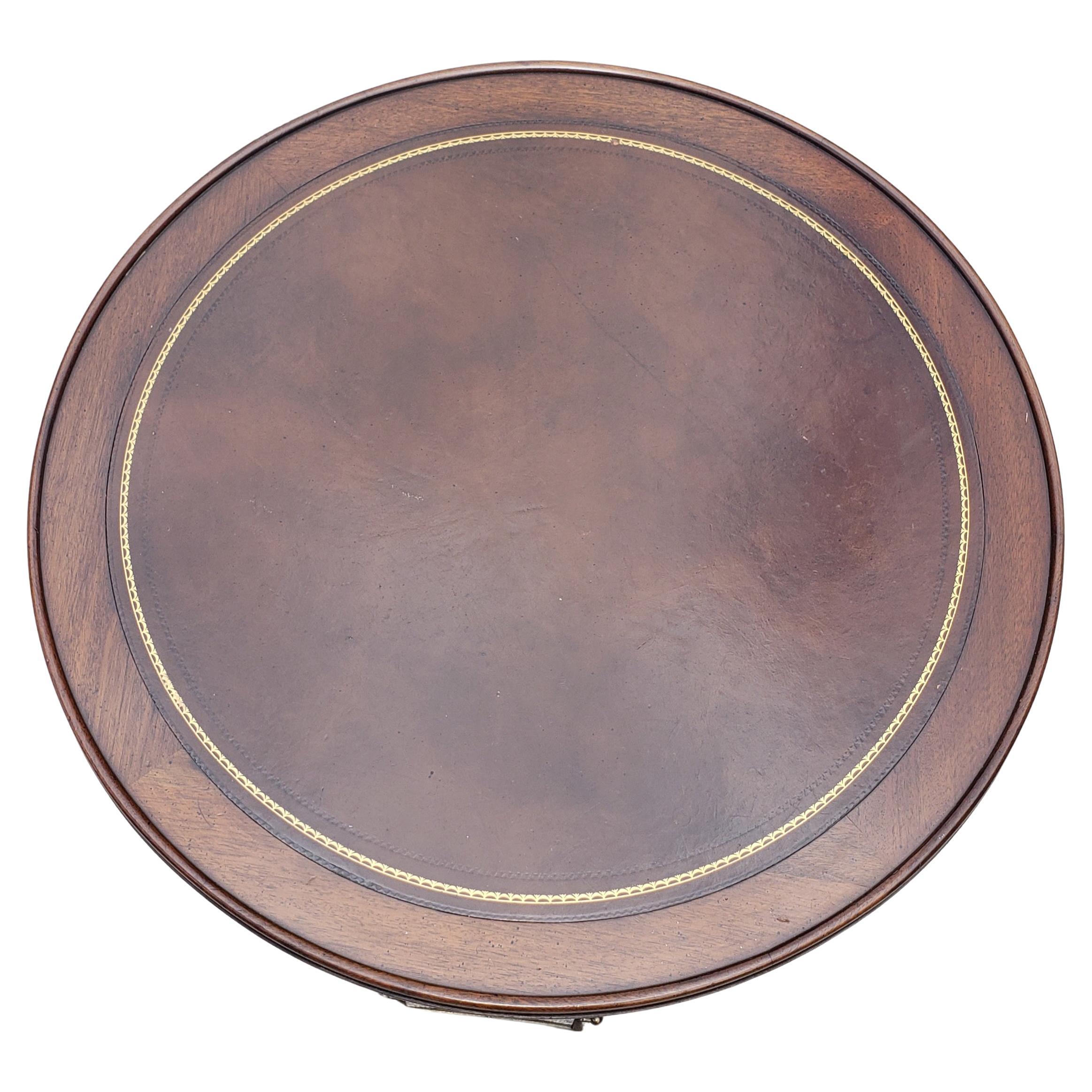 Hekman Mahagoni-Tisch mit brauner Lederplatte (Holzarbeit) im Angebot