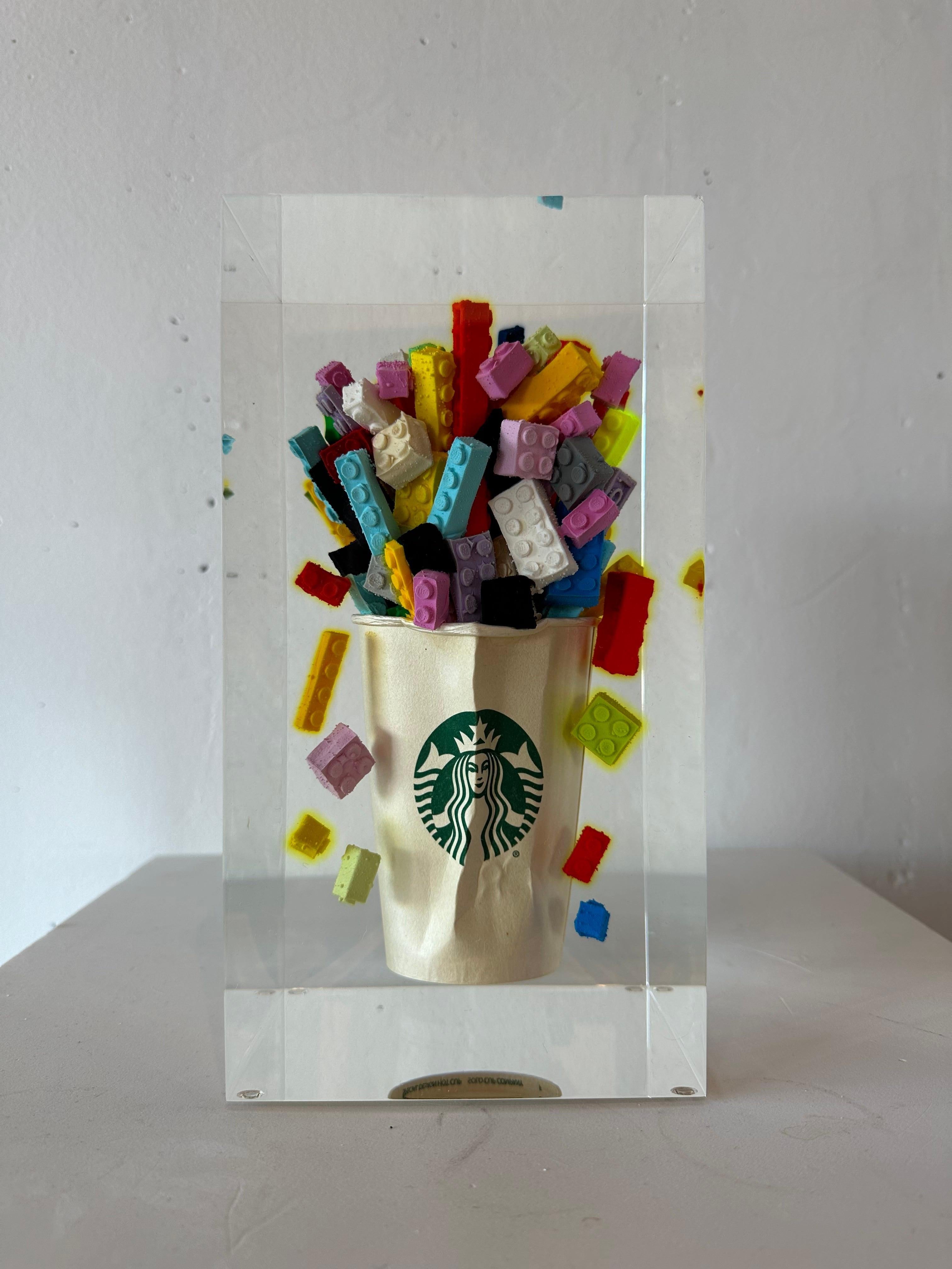Figurative Sculpture de Helder Batista - Lego - Cino