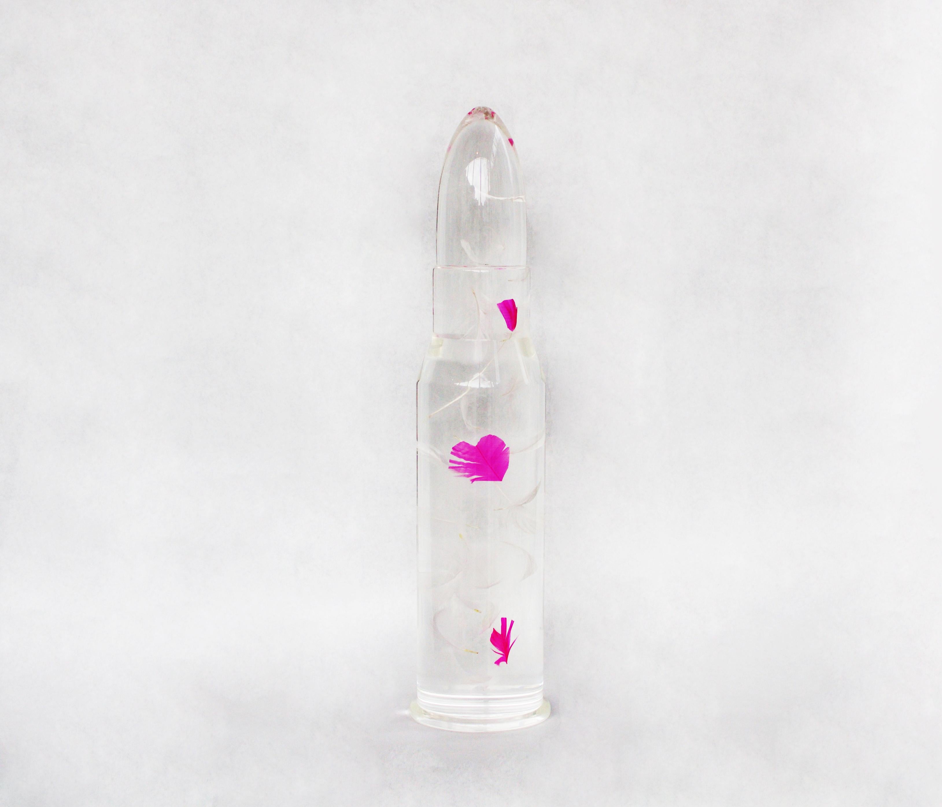 Shot at Peace - Sculpture by Helder Batista