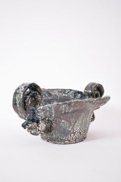 Helder handles large ceramic bowl, 2025