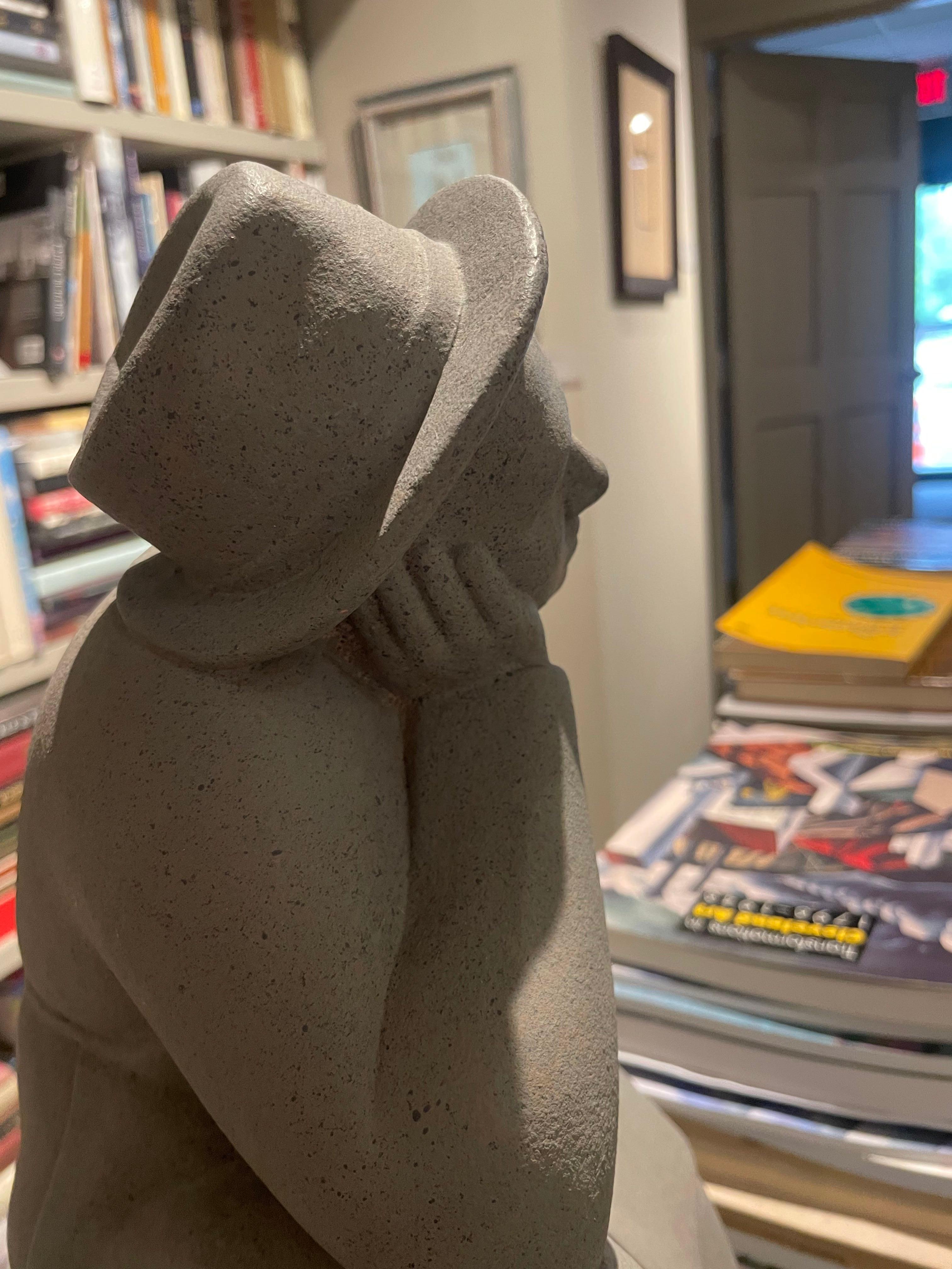 Los negocios van mal, Escultura de hombre sentado del siglo XX, Mujer artista de Nueva York en venta 6